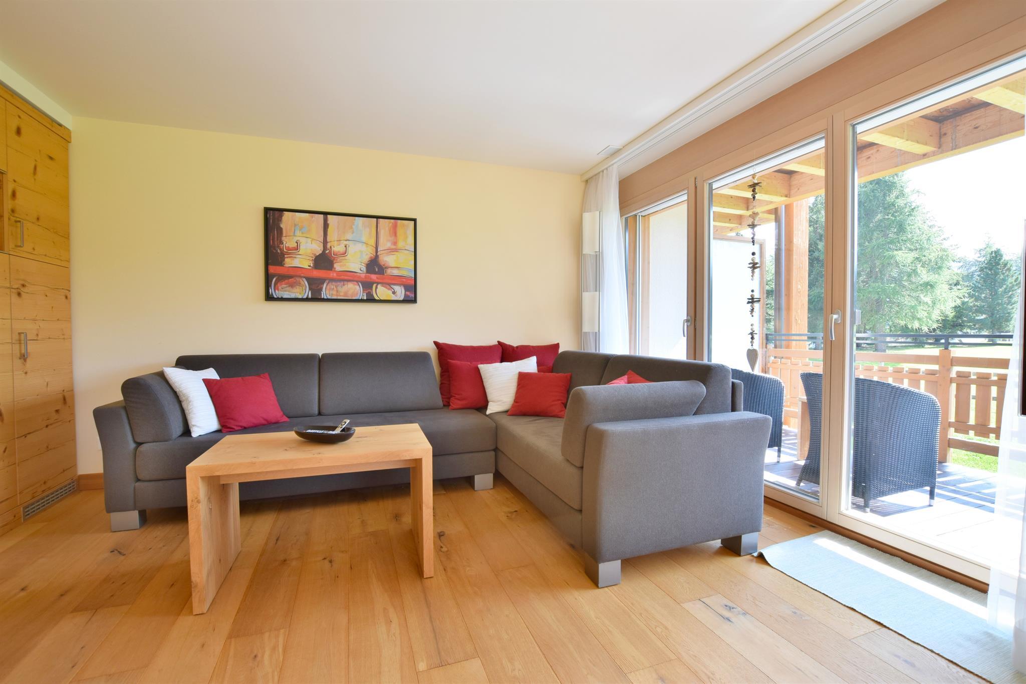 RoyalB26_13 RoyalB26_13