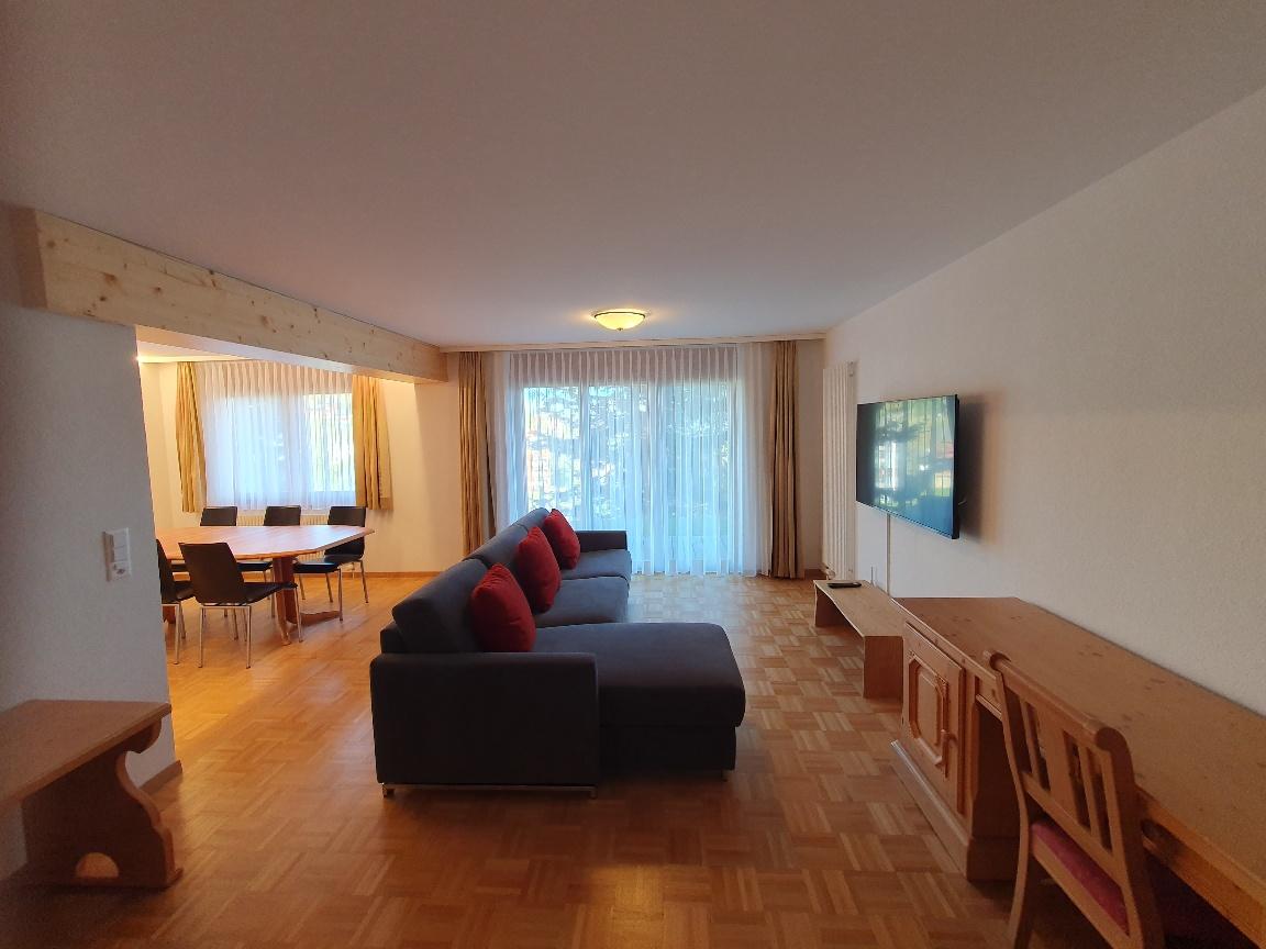 20231011_165642_resized 20231011_165642_resized