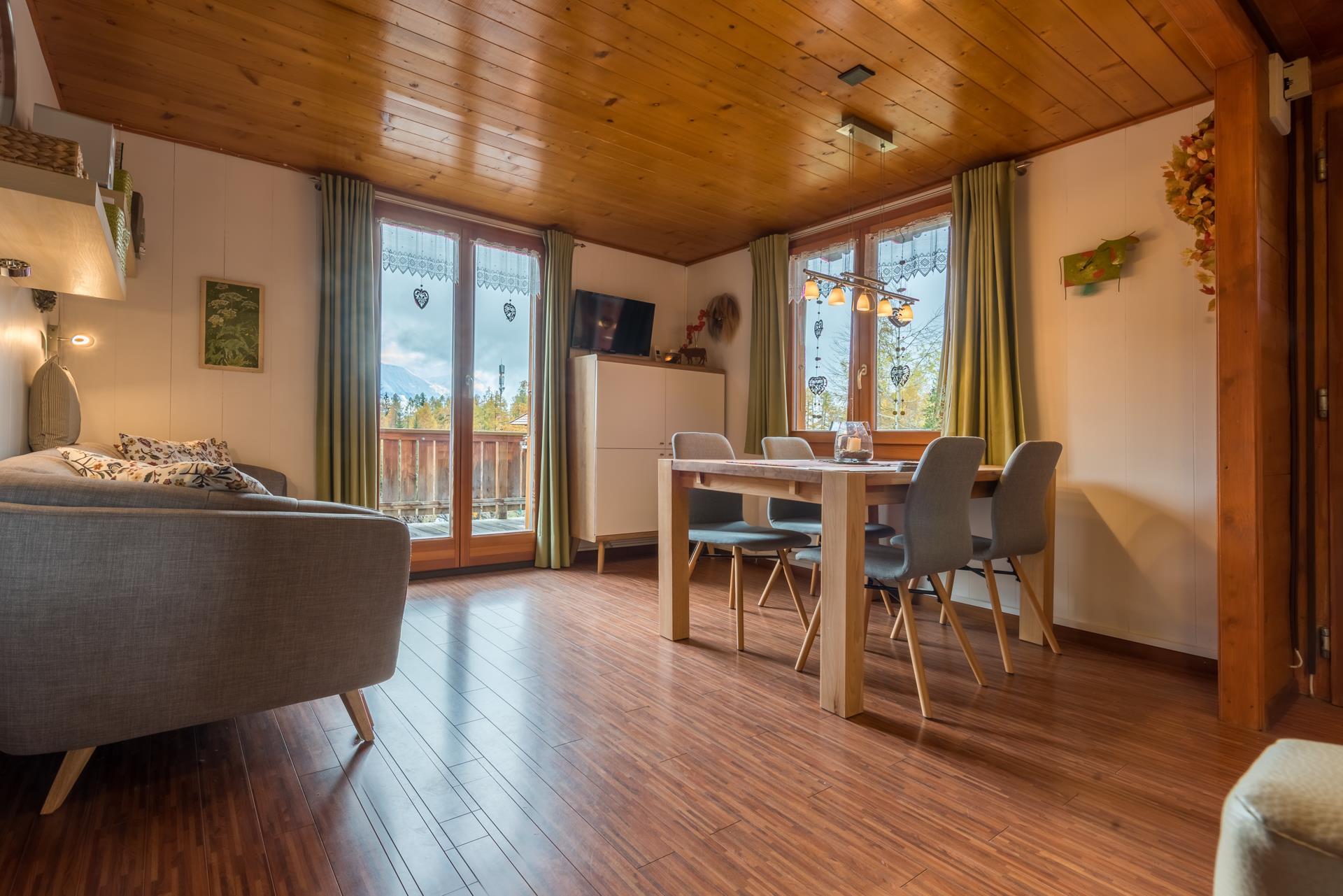 F19_3008-HDR F19_3008-HDR