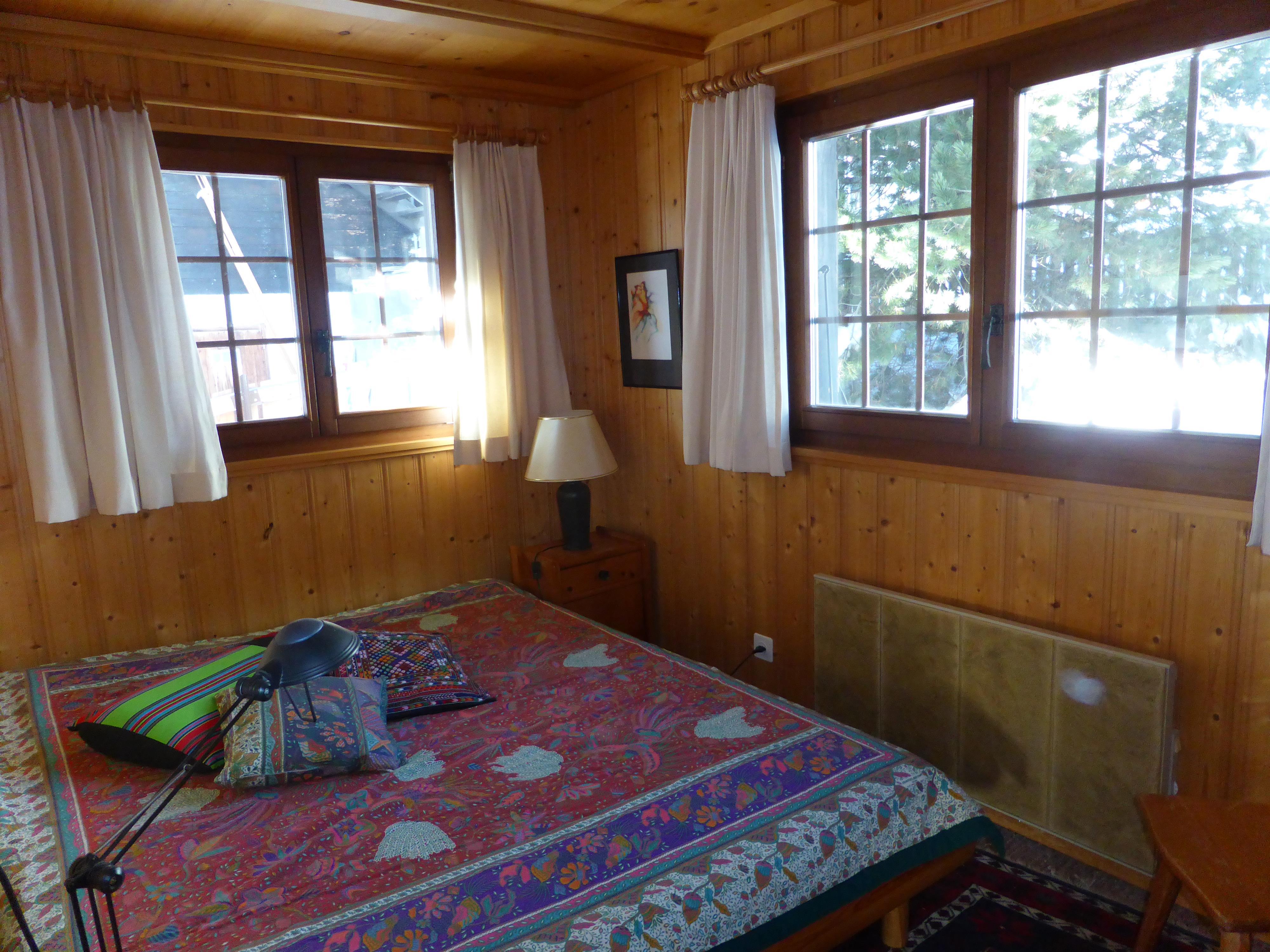 Schlazimmer unten franz. Bett Schlazimmer unten franz. Bett