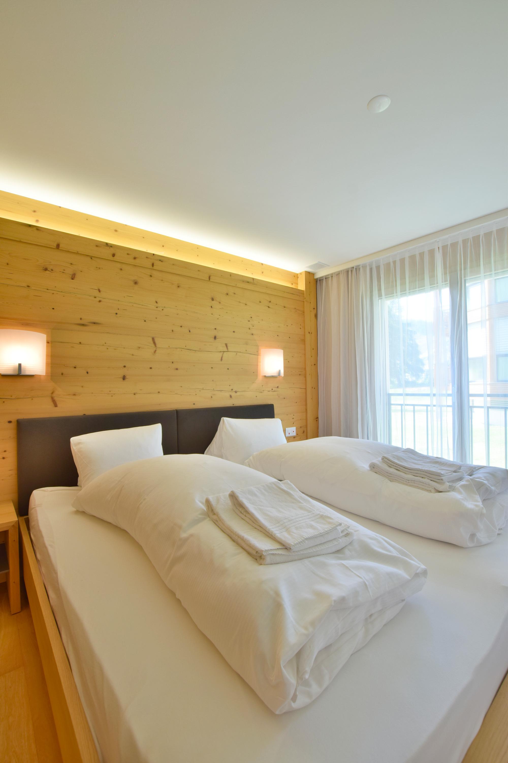 RoyalB26_20 RoyalB26_20