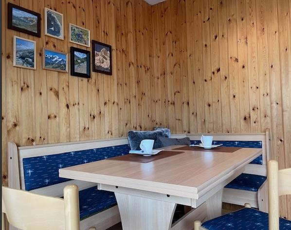 Marmotta 13_Essecke2 Marmotta 13_Essecke2