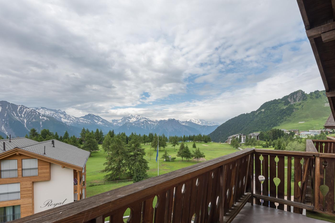 F19_0408-HDR F19_0408-HDR