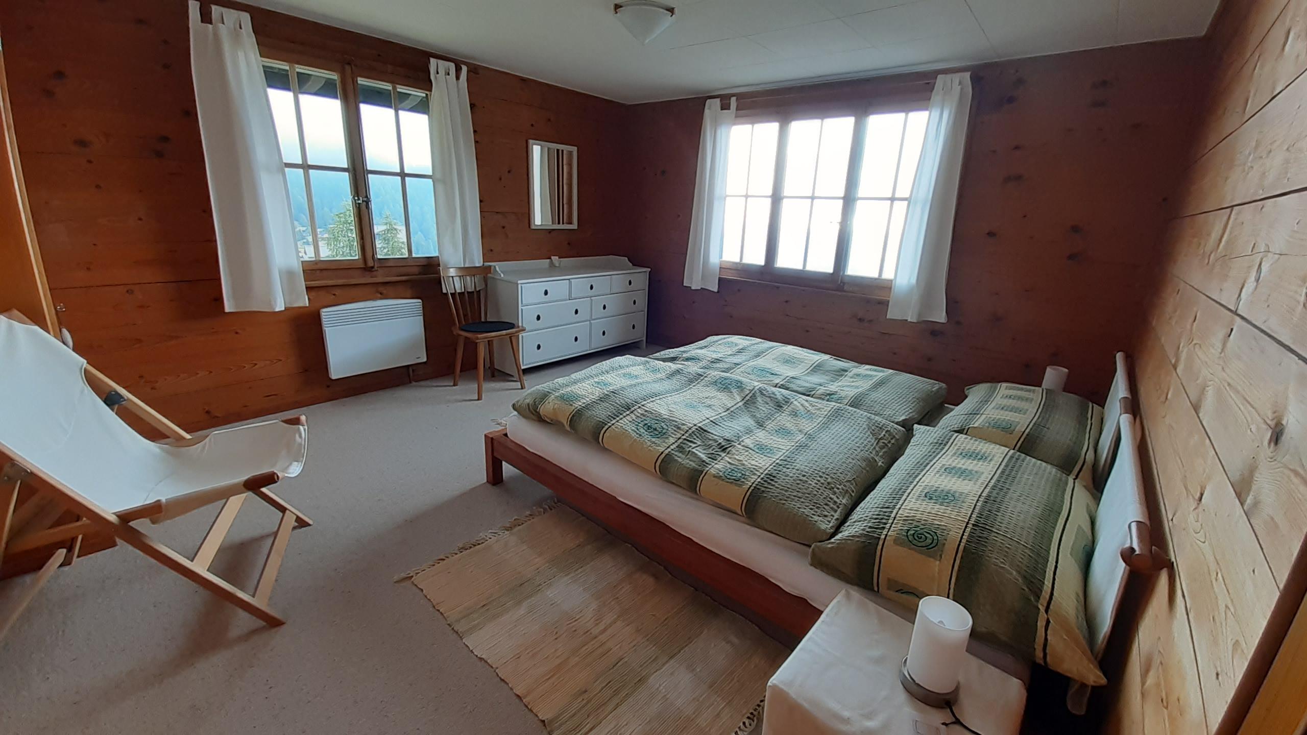 1. Schlafzimmer Doppelbett je 90x200 1. Schlafzimmer Doppelbett je 90x200