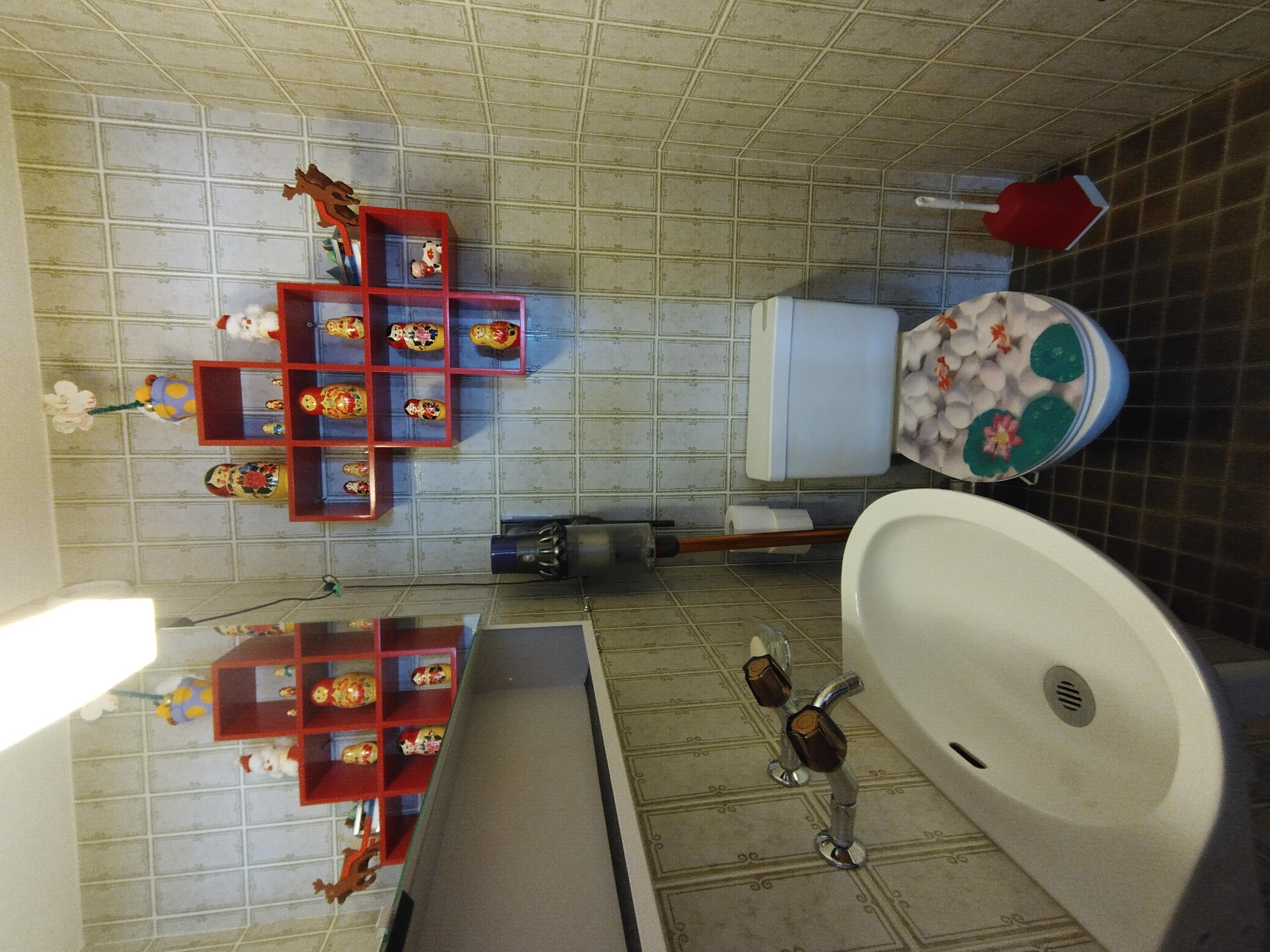 Lärchenwald 1708_separates-WC Lärchenwald 1708_separates-WC