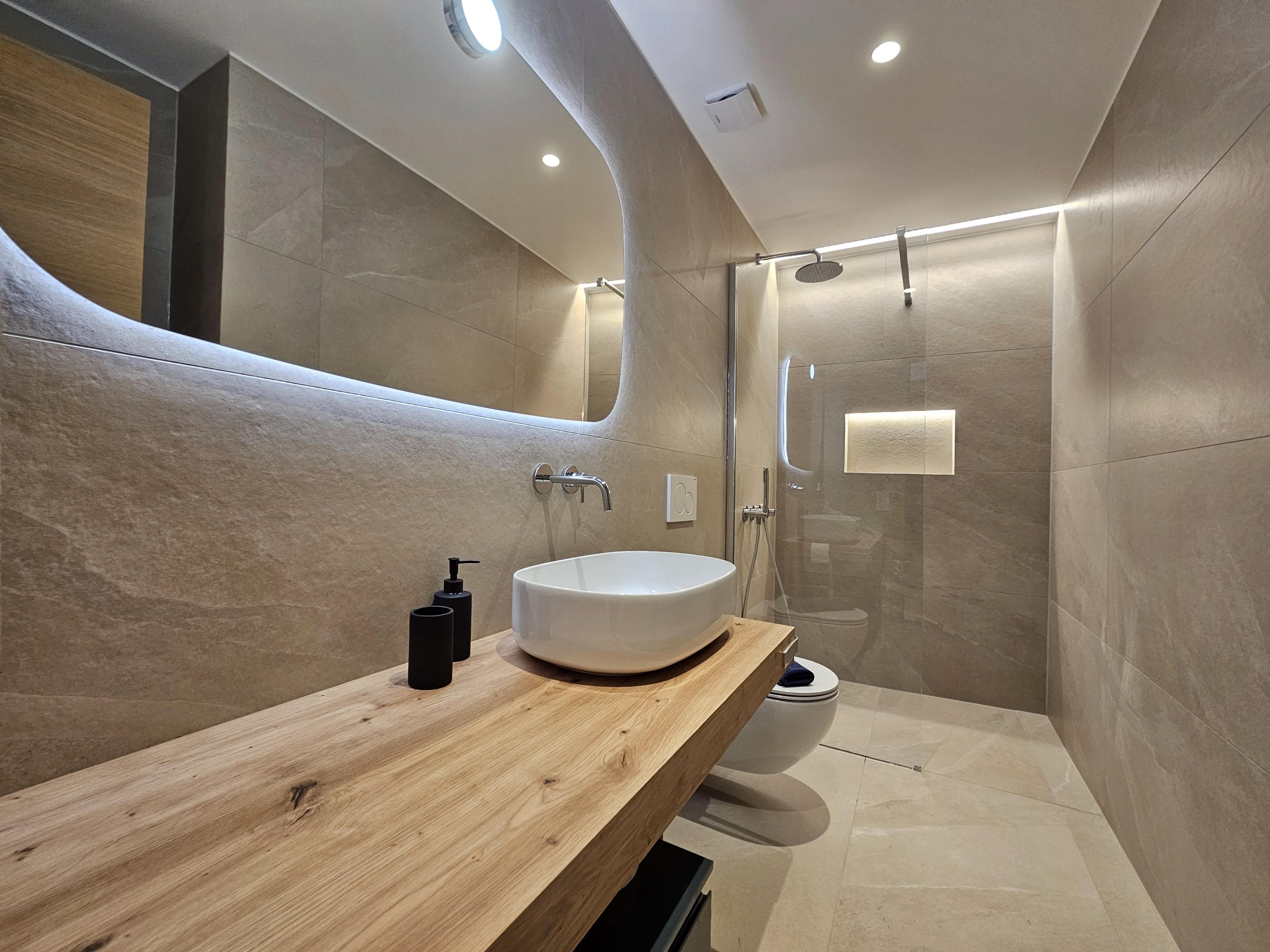 1000115753_edited 1000115753_edited