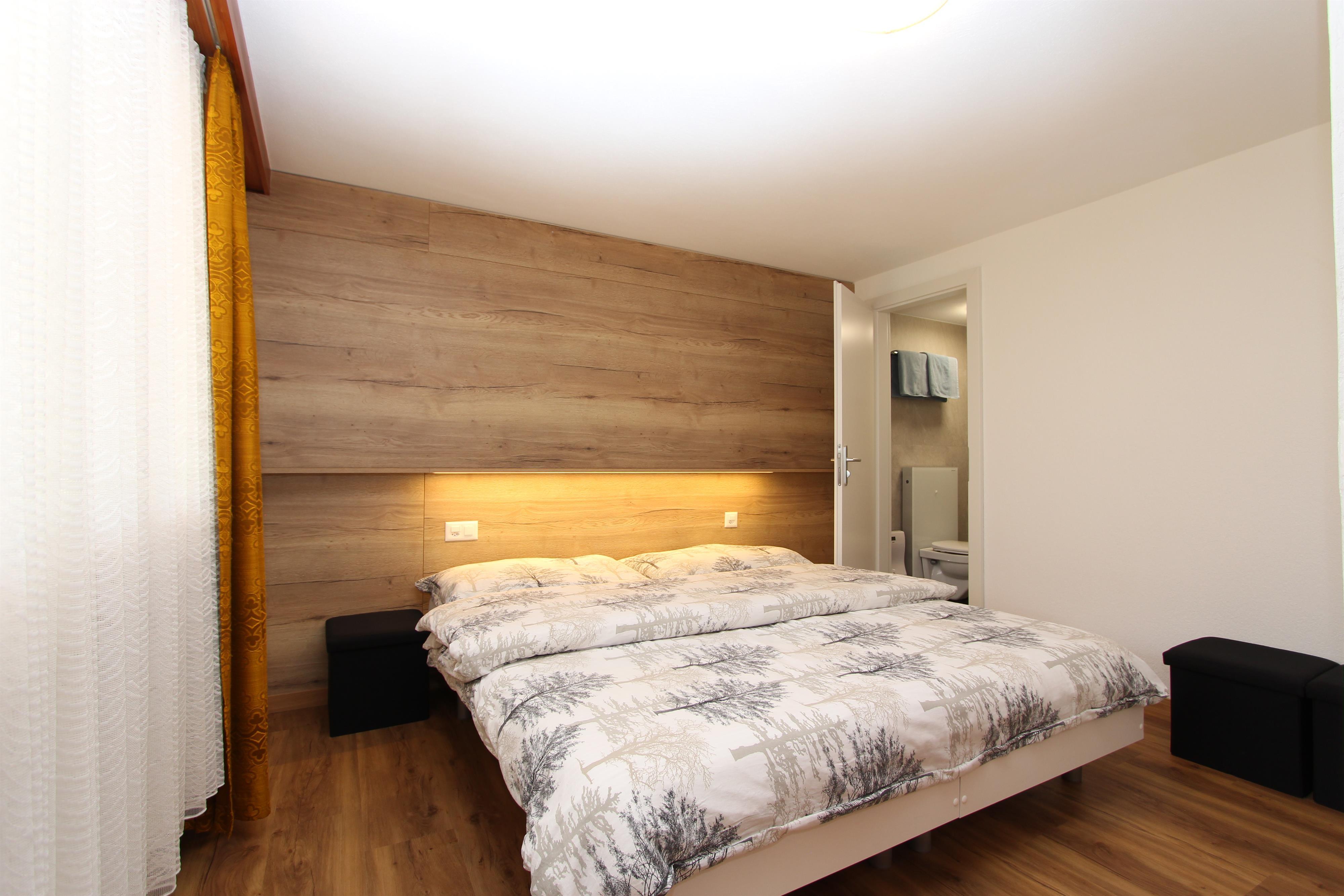 Schlafzimmer mit Dusch/WC Schlafzimmer mit Dusch/WC