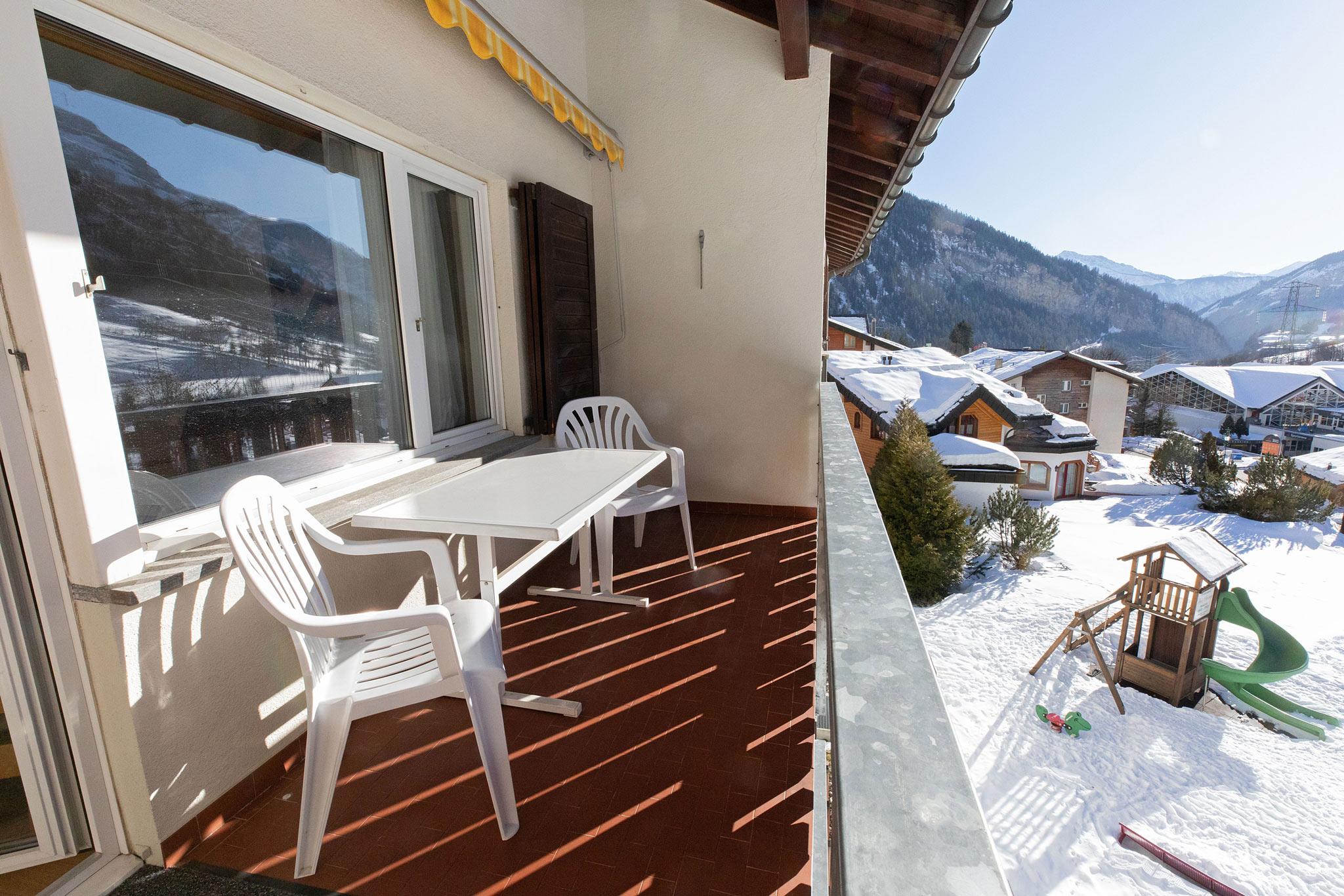 Holiday 91_balkon-ausblick Holiday 91_balkon-ausblick