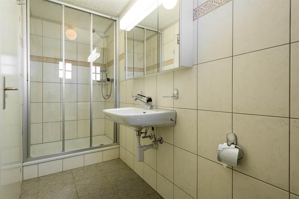 Badezimmer EG Badezimmer EG