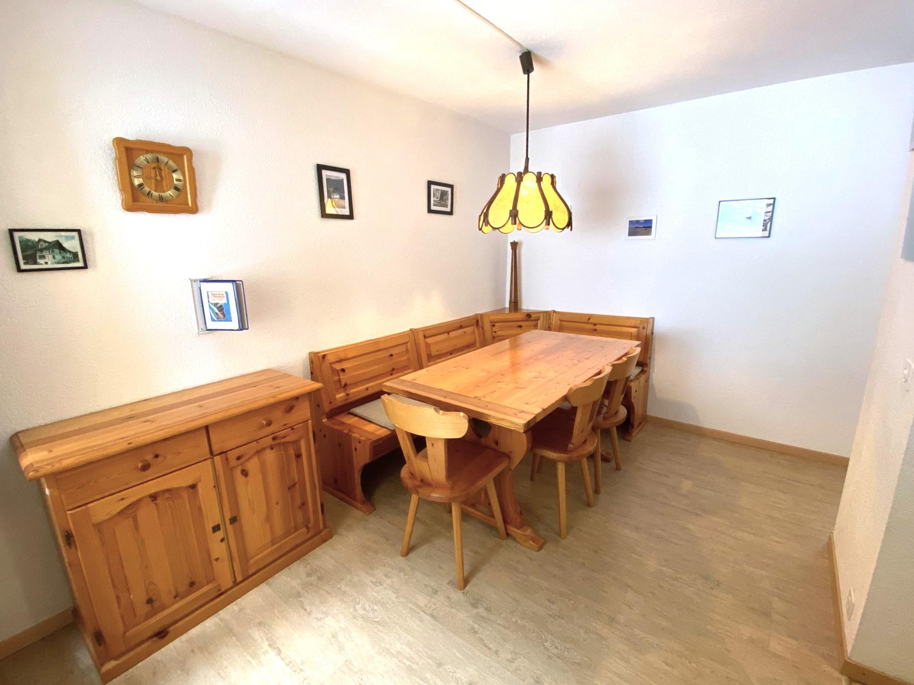 Lärchenwald 1706_Essen Lärchenwald 1706_Essen