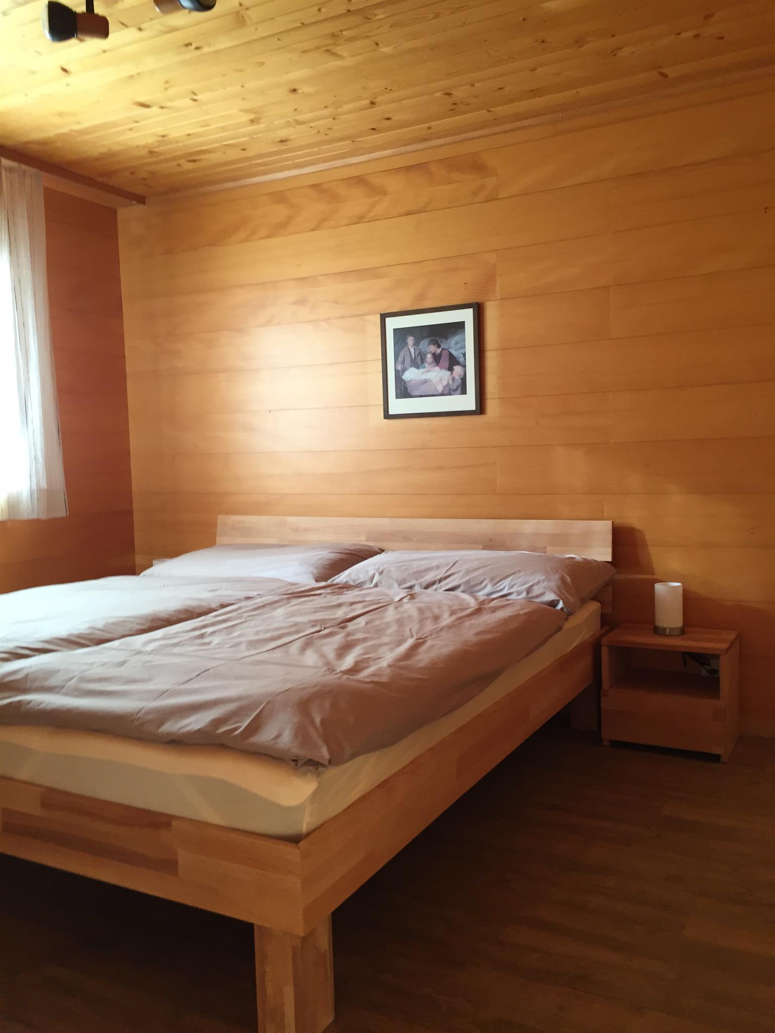 Schlafzimmer (1) Schlafzimmer (1)