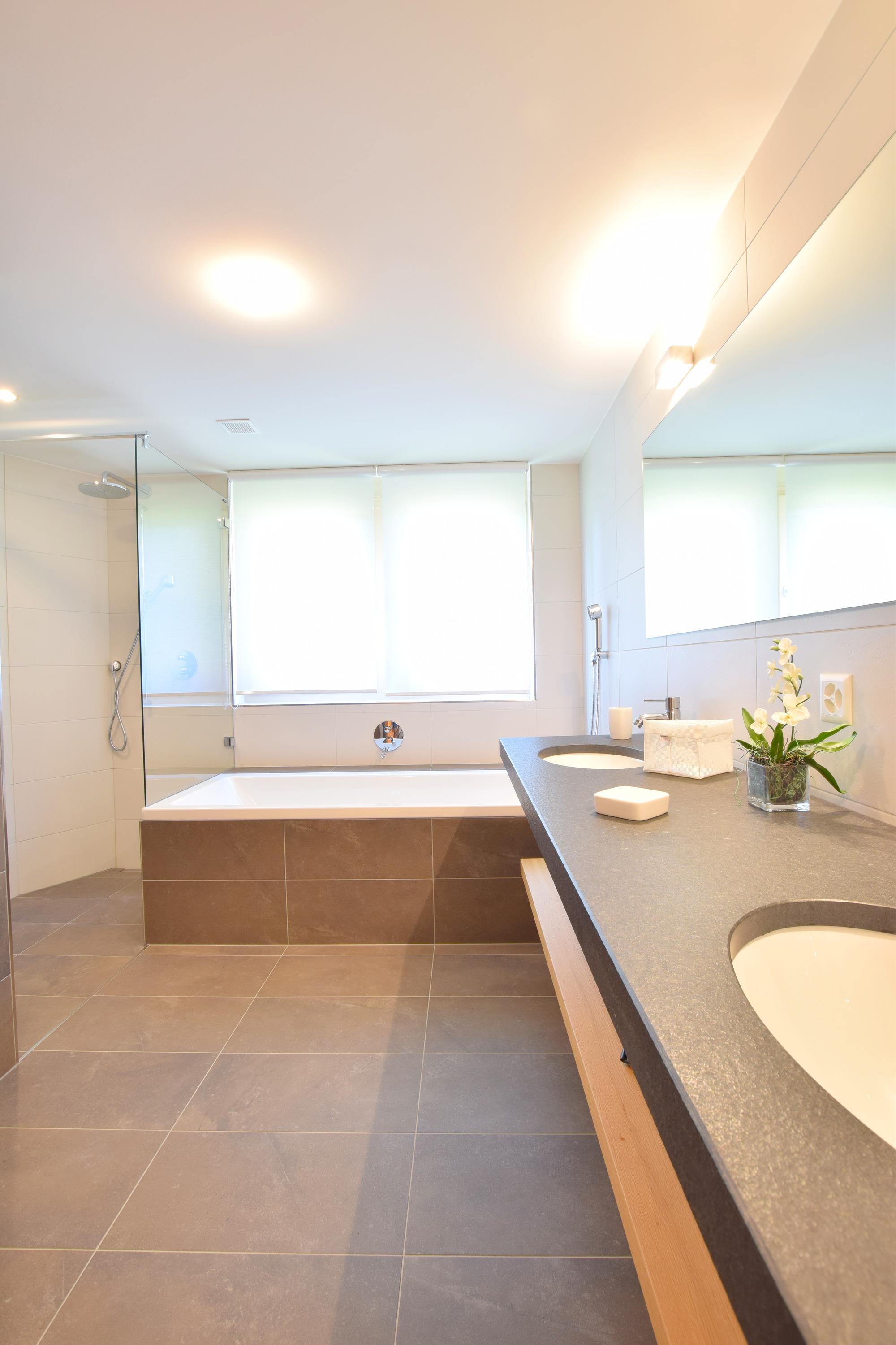 RoyalB26_27 RoyalB26_27