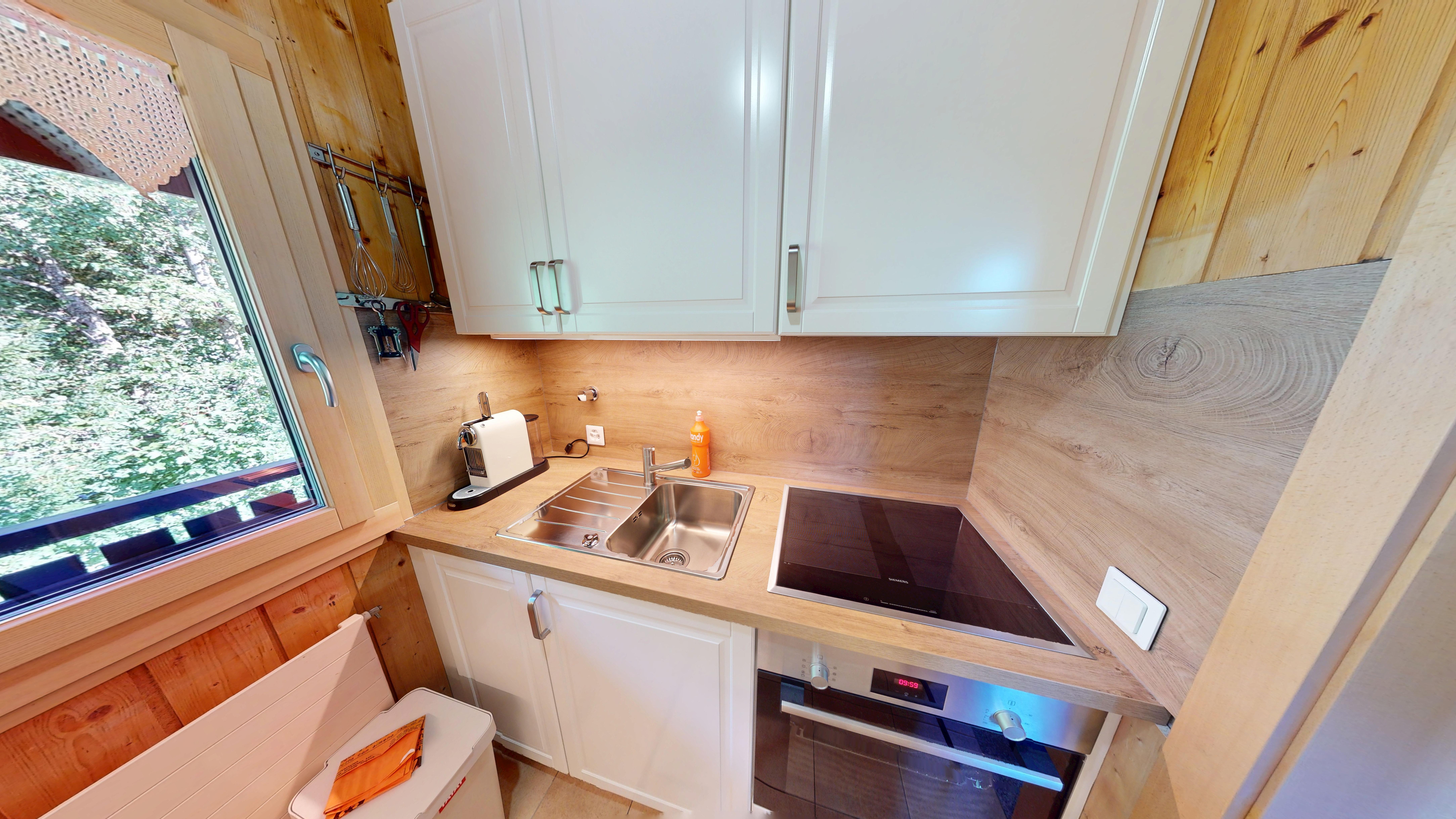 Nicole-NIC21-08122025_103014 Nicole-NIC21-08122025_103014