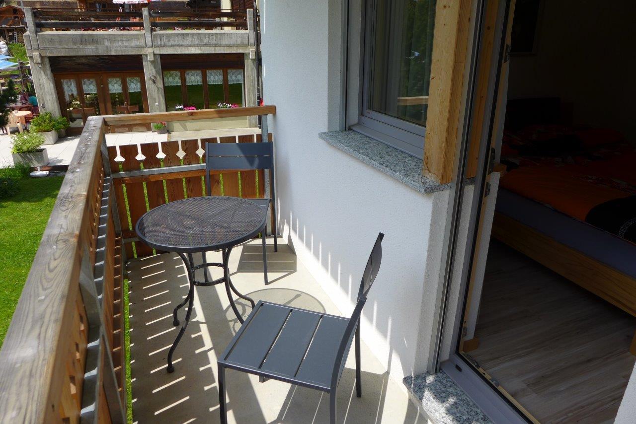 Zweiter Balkon mit Abendsonne Zweiter Balkon mit Abendsonne