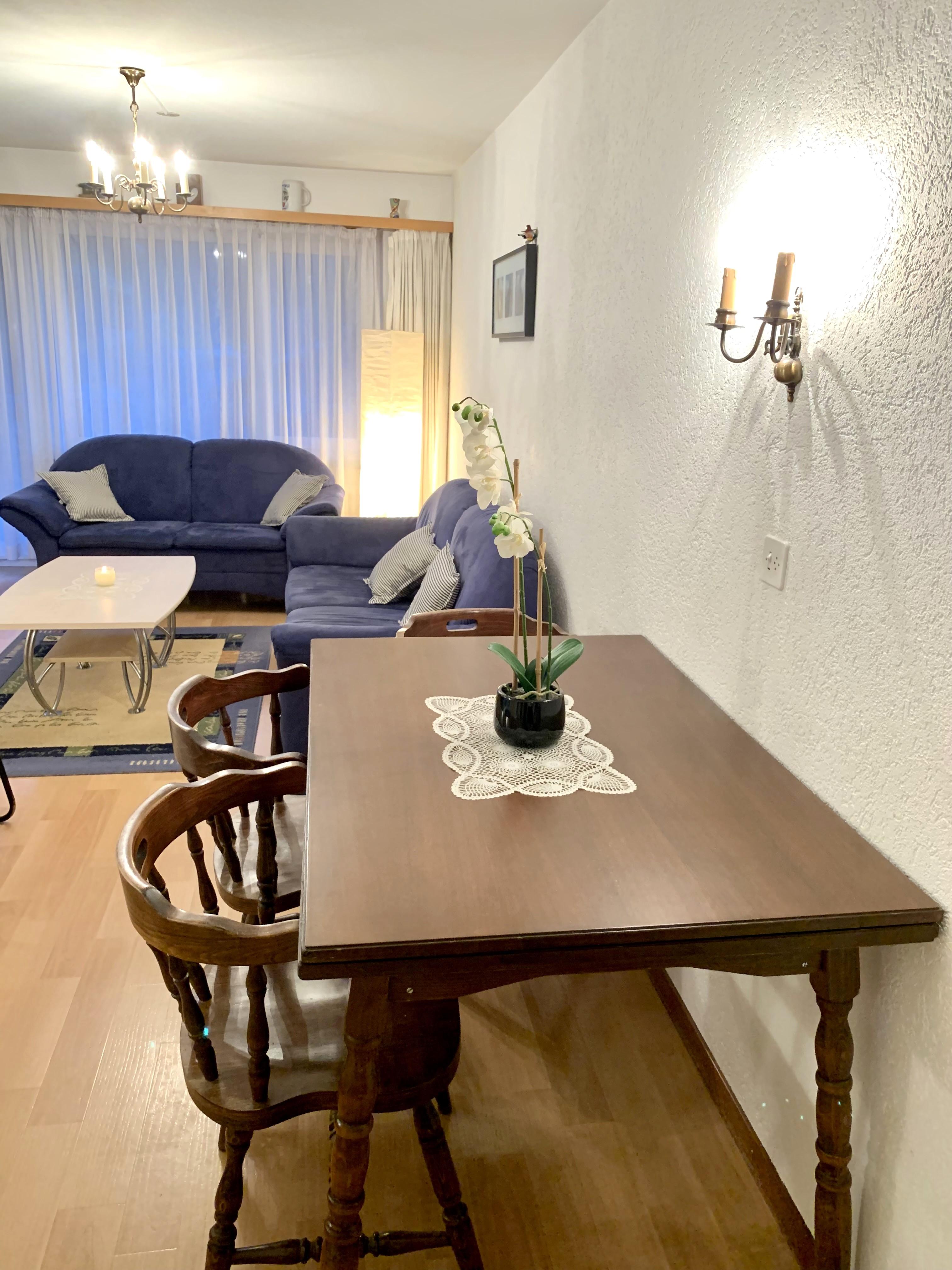 Holiday 94_wohnen-essen Holiday 94_wohnen-essen