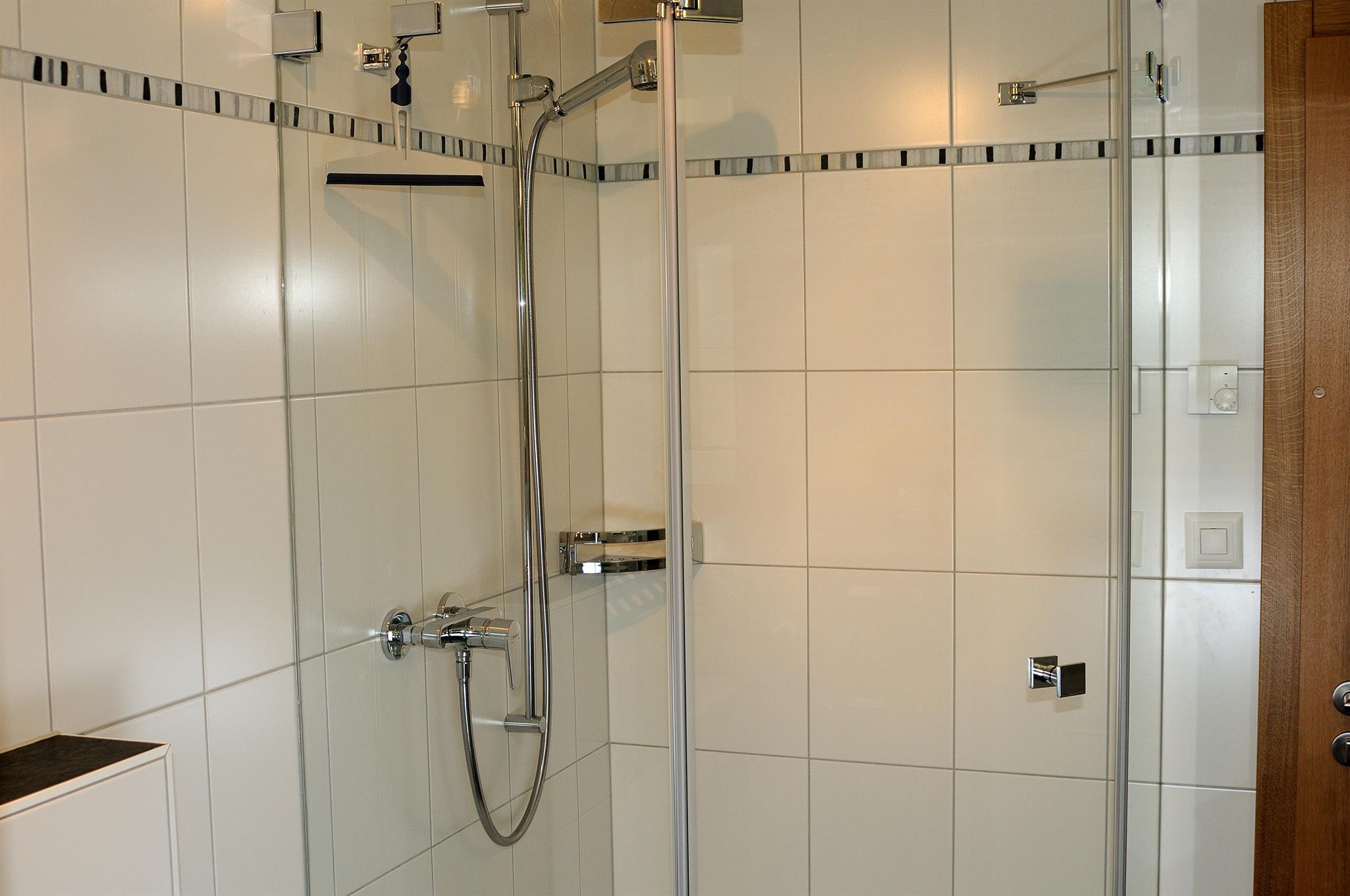 Dusche 1. Stock Dusche 1. Stock