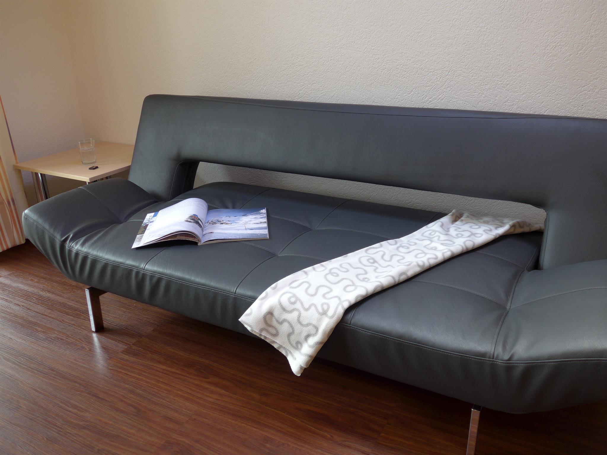 gemütlich auf dem Sofa - 3-Zimmerwohnung WEST gemütlich auf dem Sofa - 3-Zimmerwohnung WEST