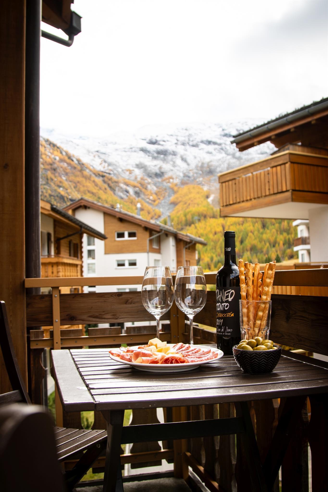 Bacchus-12 Bacchus-12