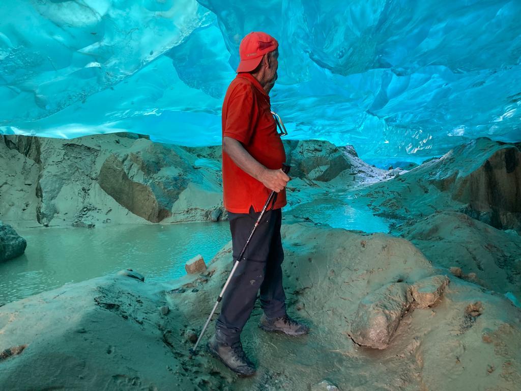 Ed in der Eishöhle Ed in der Eishöhle