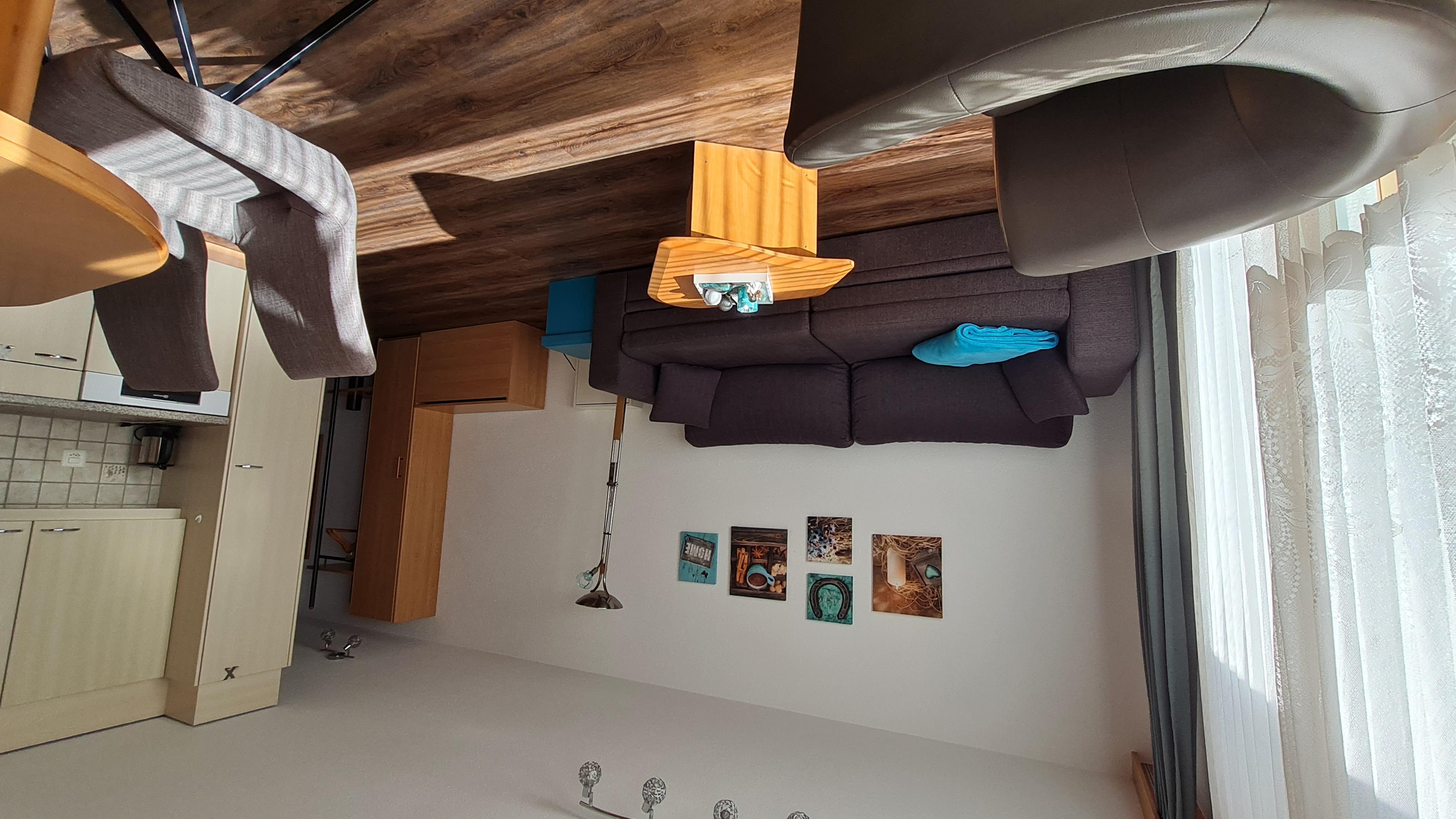 3-Zimmerwohnung  1.OG OST 3-Zimmerwohnung  1.OG OST