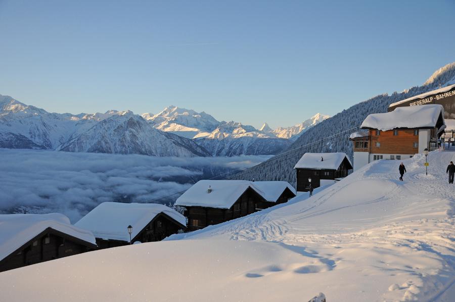 Emilio 1.Stock West - Ausblick Süd-/Westbalkon Emilio 1.Stock West - Ausblick Süd-/Westbalkon