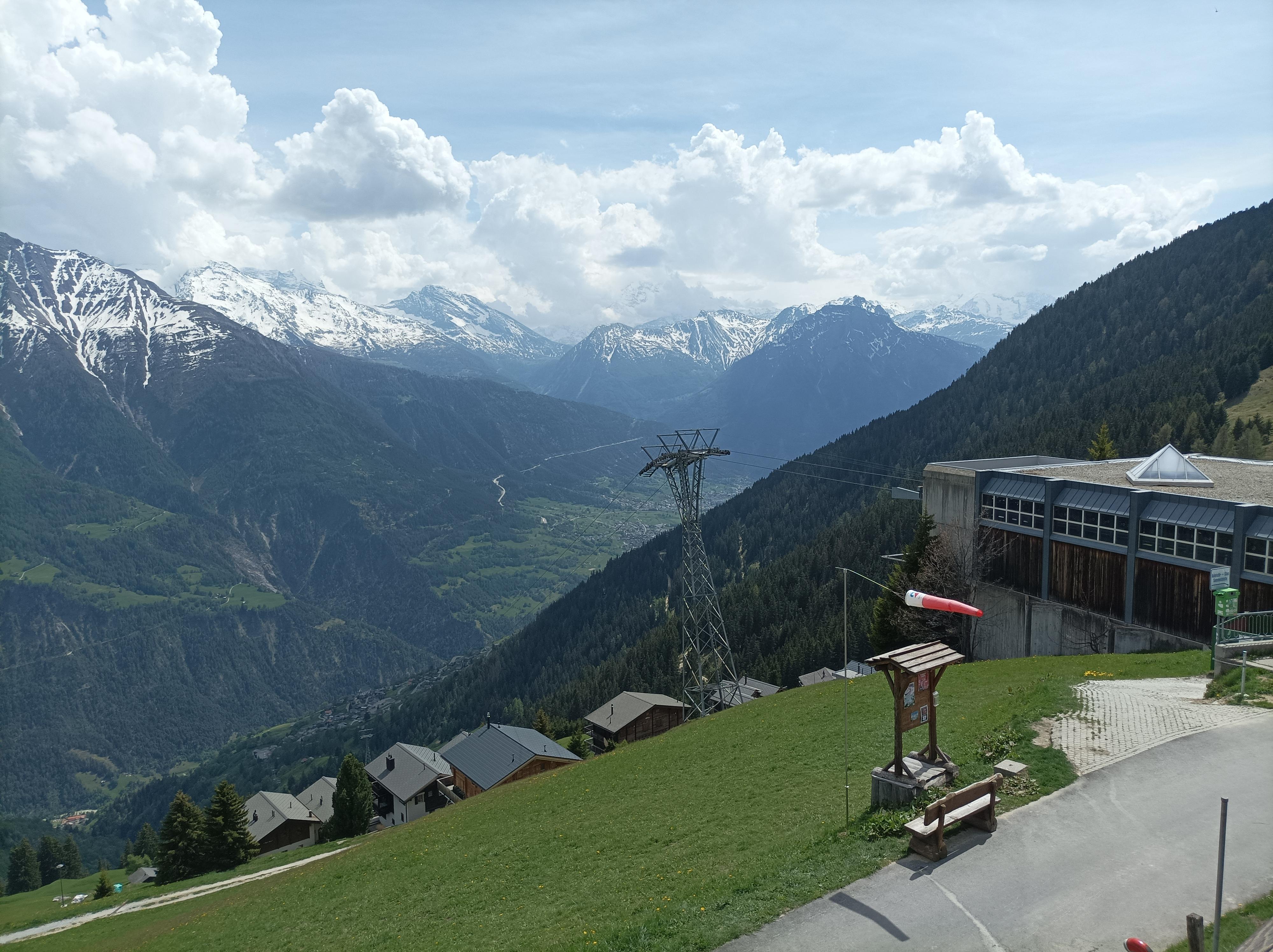 Sicht wie vom Gleitschirm IMG_202205 Sicht wie vom Gleitschirm IMG_202205