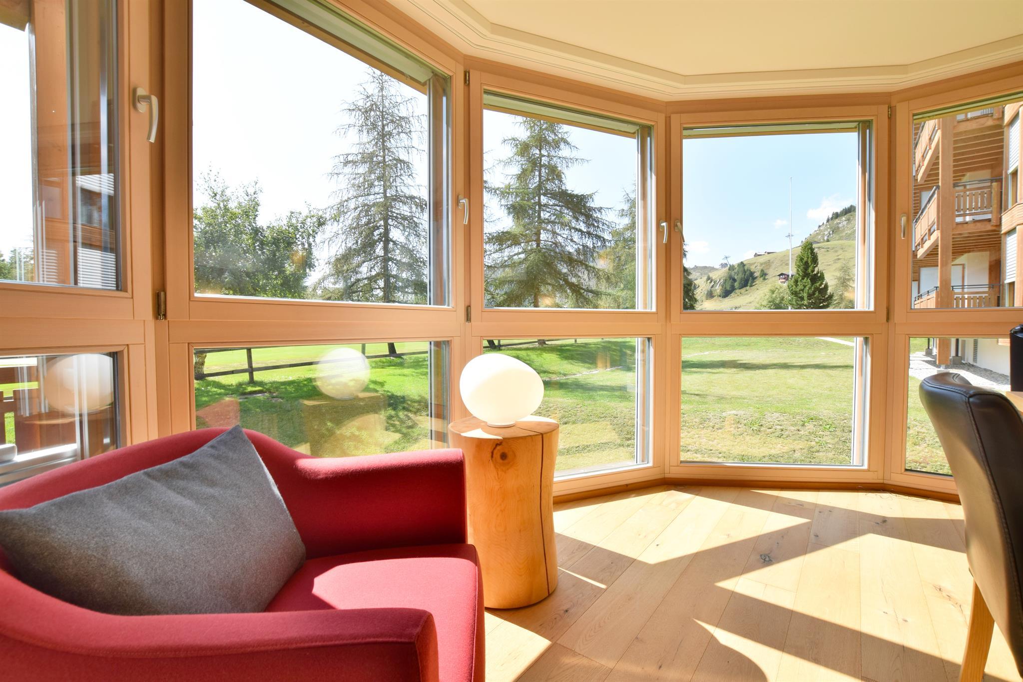 RoyalB26_12 RoyalB26_12