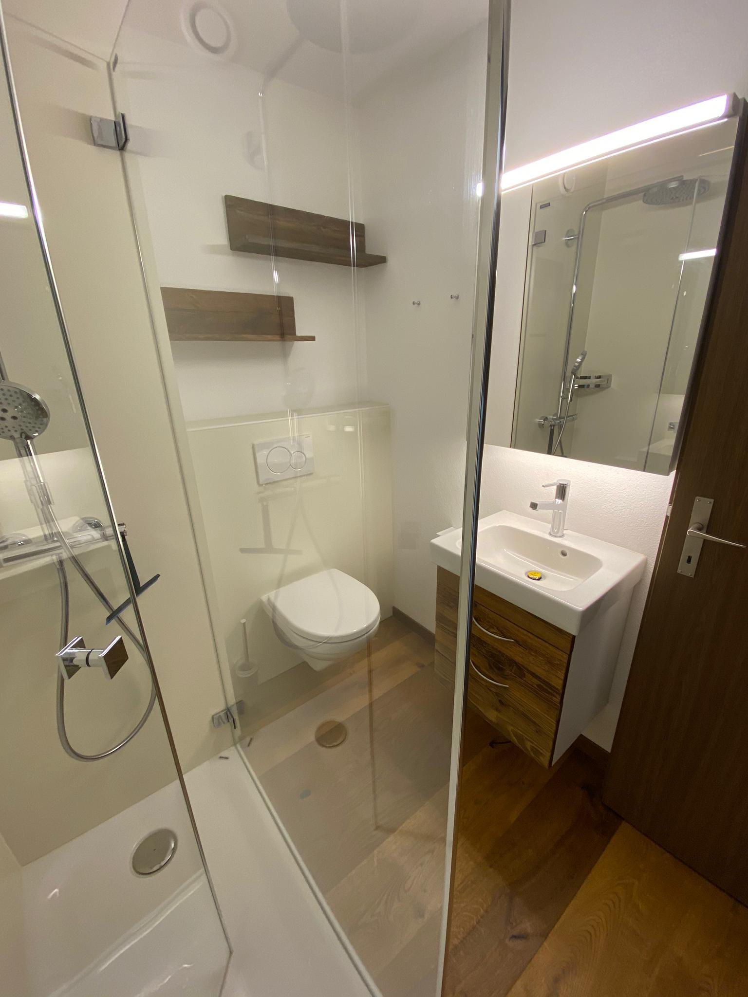 WC mit Dusche WC mit Dusche