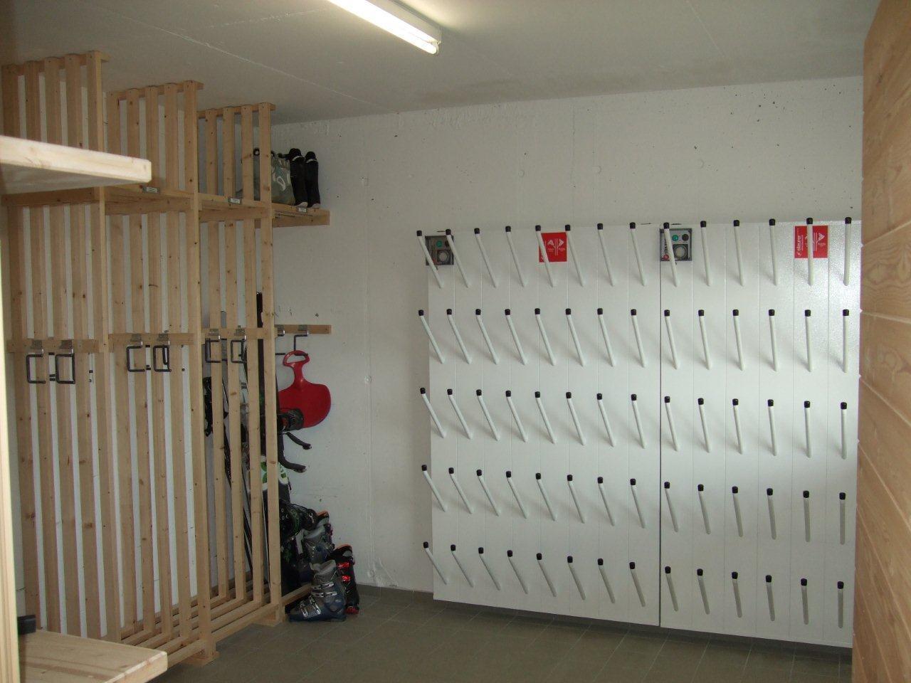 Skiraum + Skischuhwärmer Skiraum + Skischuhwärmer