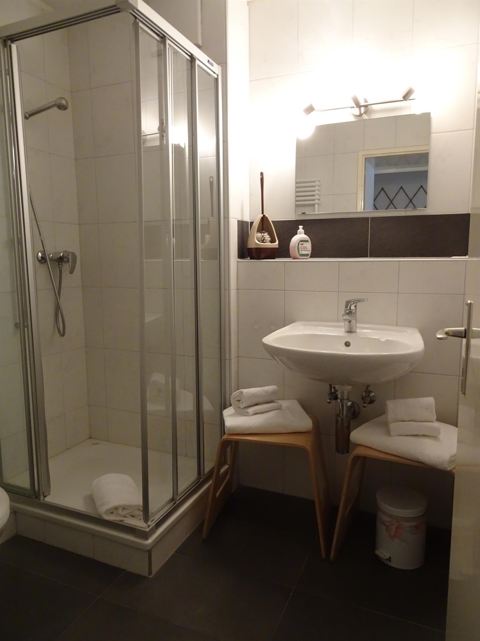 Fortuna 201_dusche-WC Fortuna 201_dusche-WC