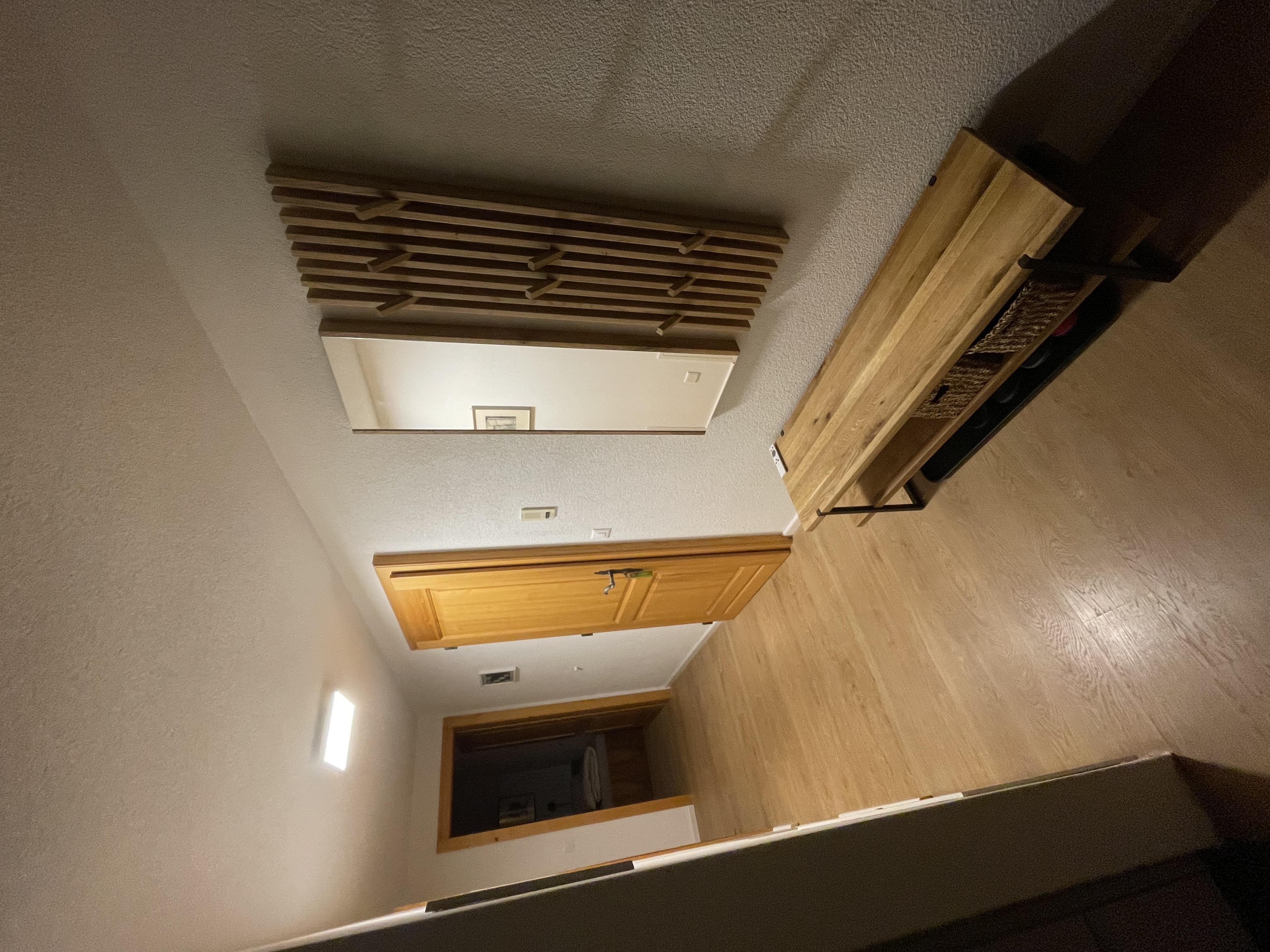 Eingang mit Garderobe Eingang mit Garderobe