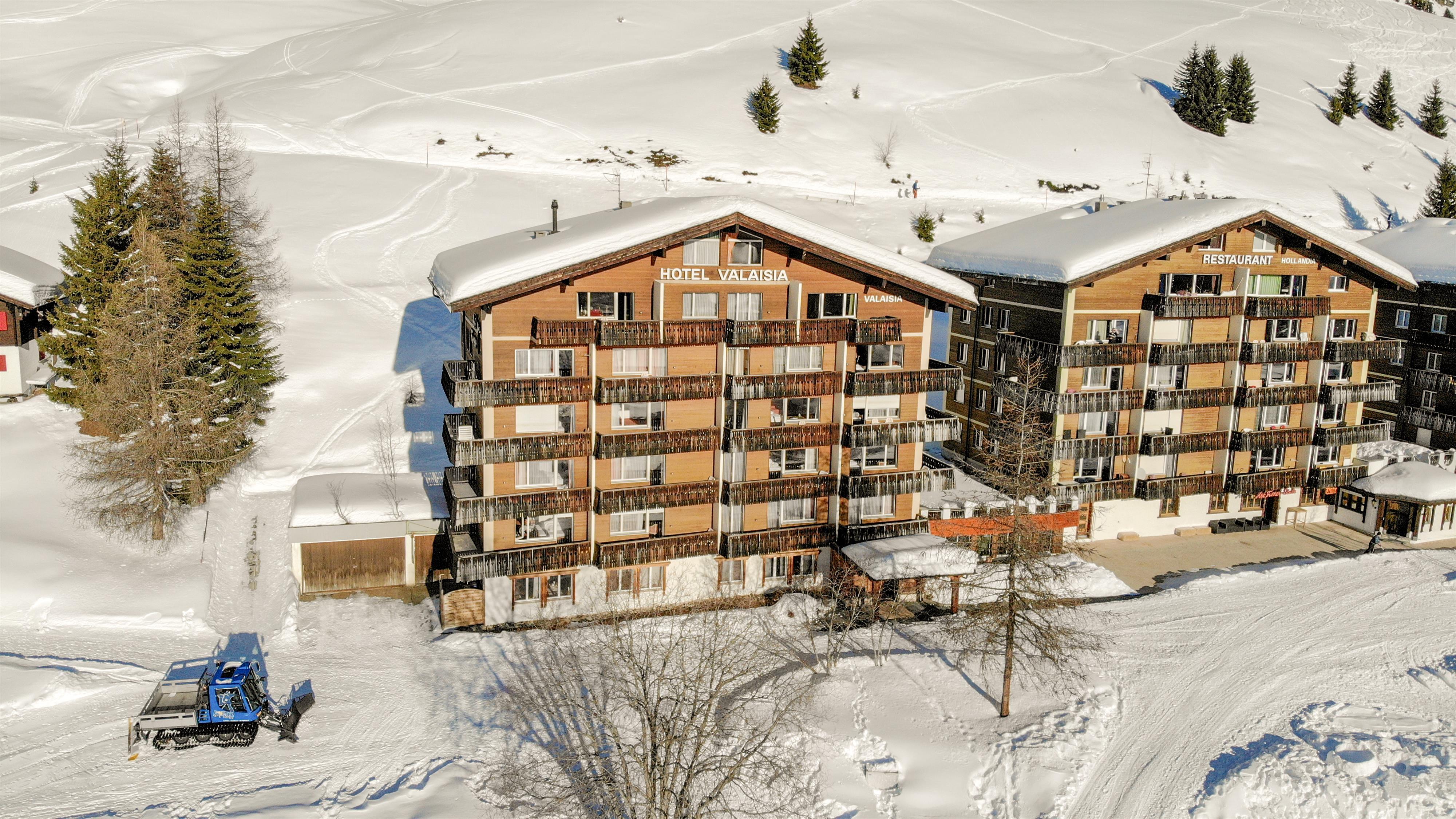 DJI_0480_edited DJI_0480_edited