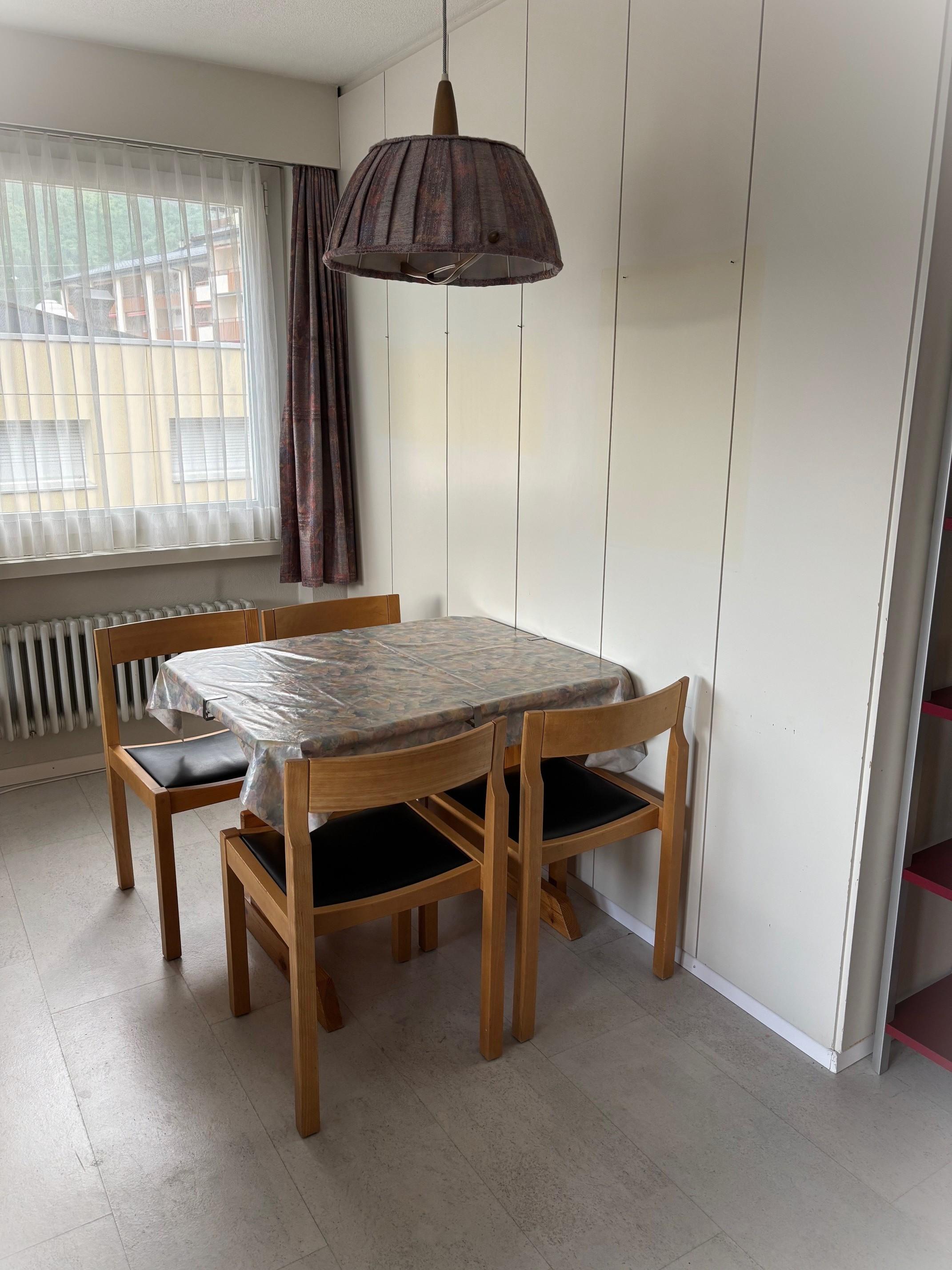 Siesta_12+13_Leukerbad_Esszimmer2 Siesta_12+13_Leukerbad_Esszimmer2