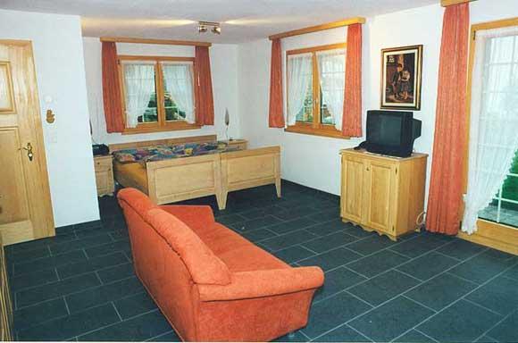 Wohn- und Schlafzimmer Wohn- und Schlafzimmer