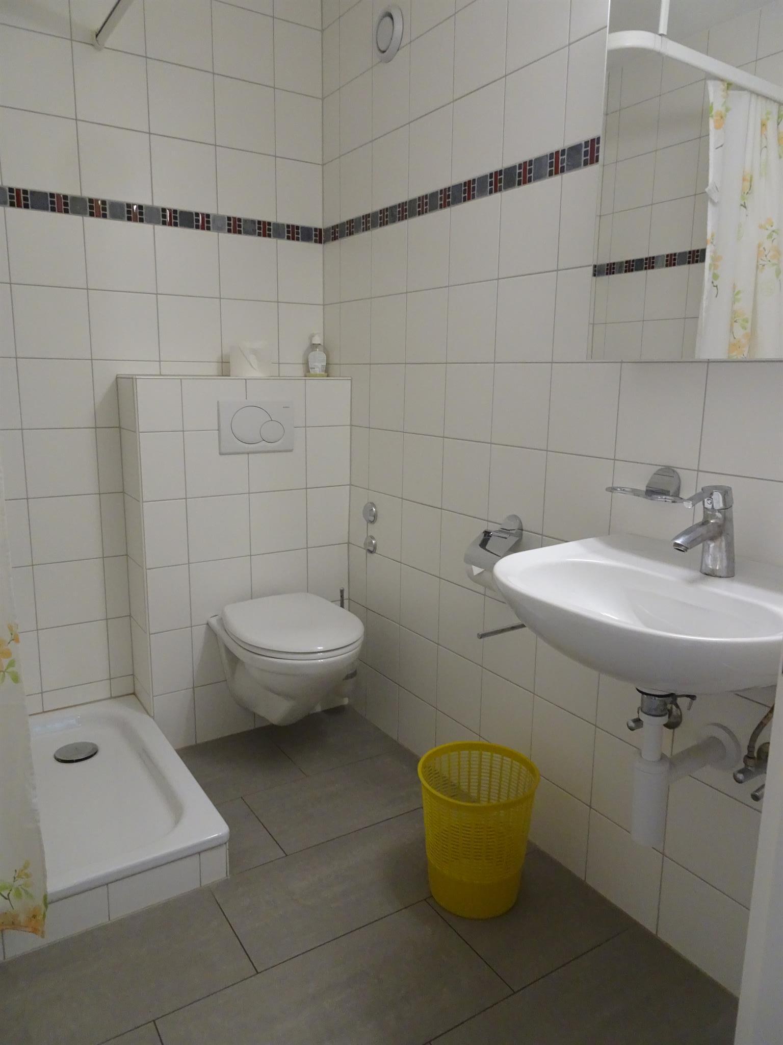 Leuca 31_dusche-WC Leuca 31_dusche-WC