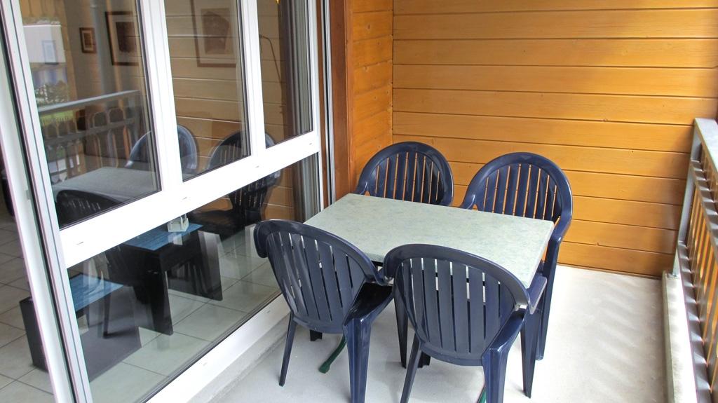 Anessa33_balkon Anessa33_balkon