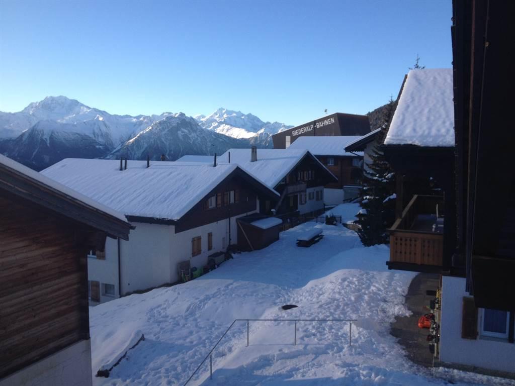 Sicht von Balkon gegen Westen Sicht von Balkon gegen Westen