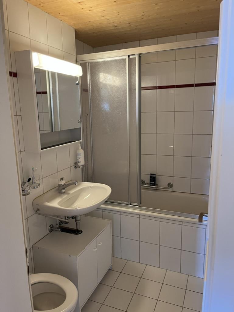 9CB77E1E-4350-45D3-B10C-0A0D37624305_1_105_c 9CB77E1E-4350-45D3-B10C-0A0D37624305_1_105_c