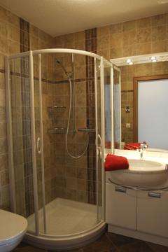 AmbassadorA32_bad-dusche-WC_2 AmbassadorA32_bad-dusche-WC_2