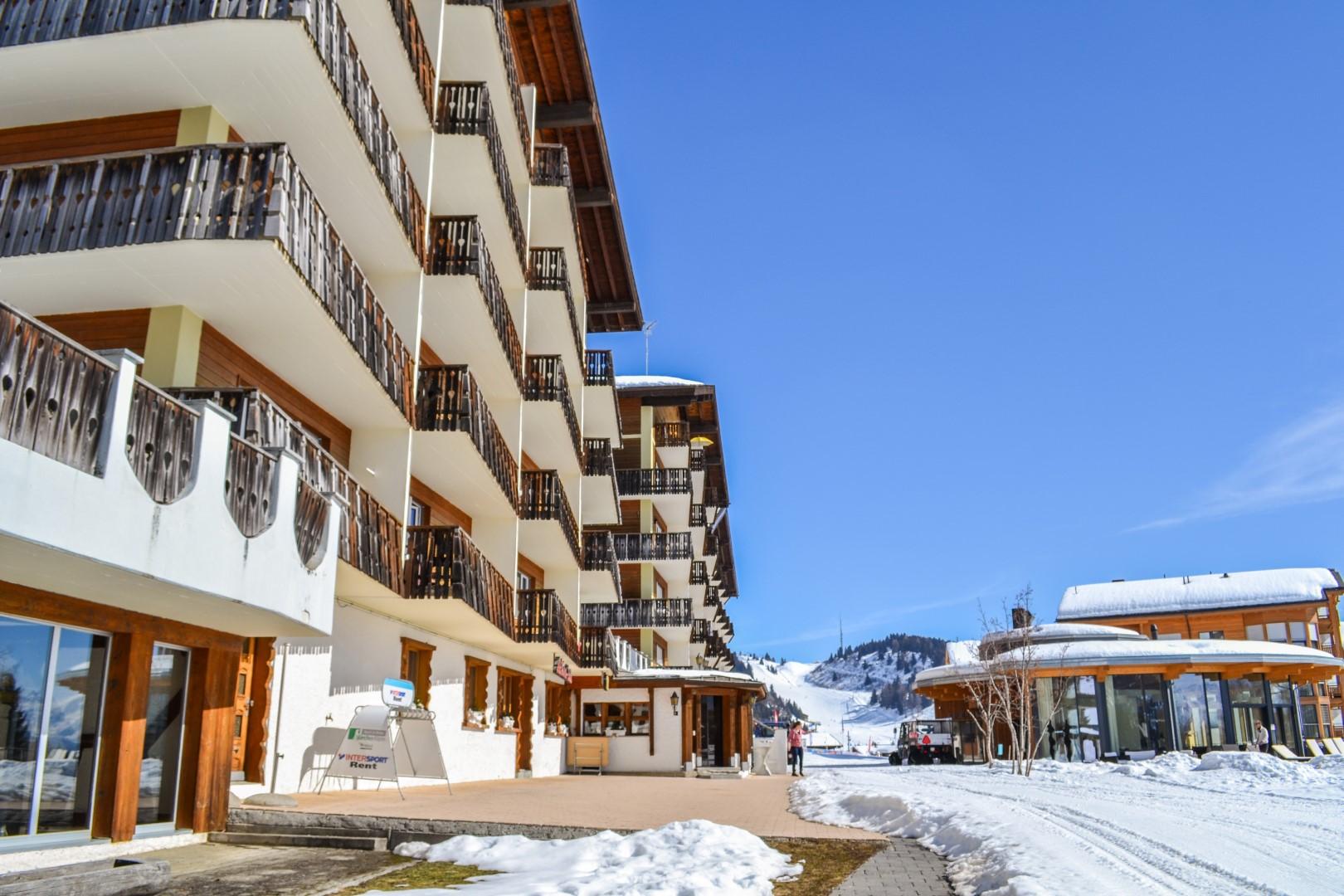 Hollandia 15 LP (5) Hollandia 15 LP (5)