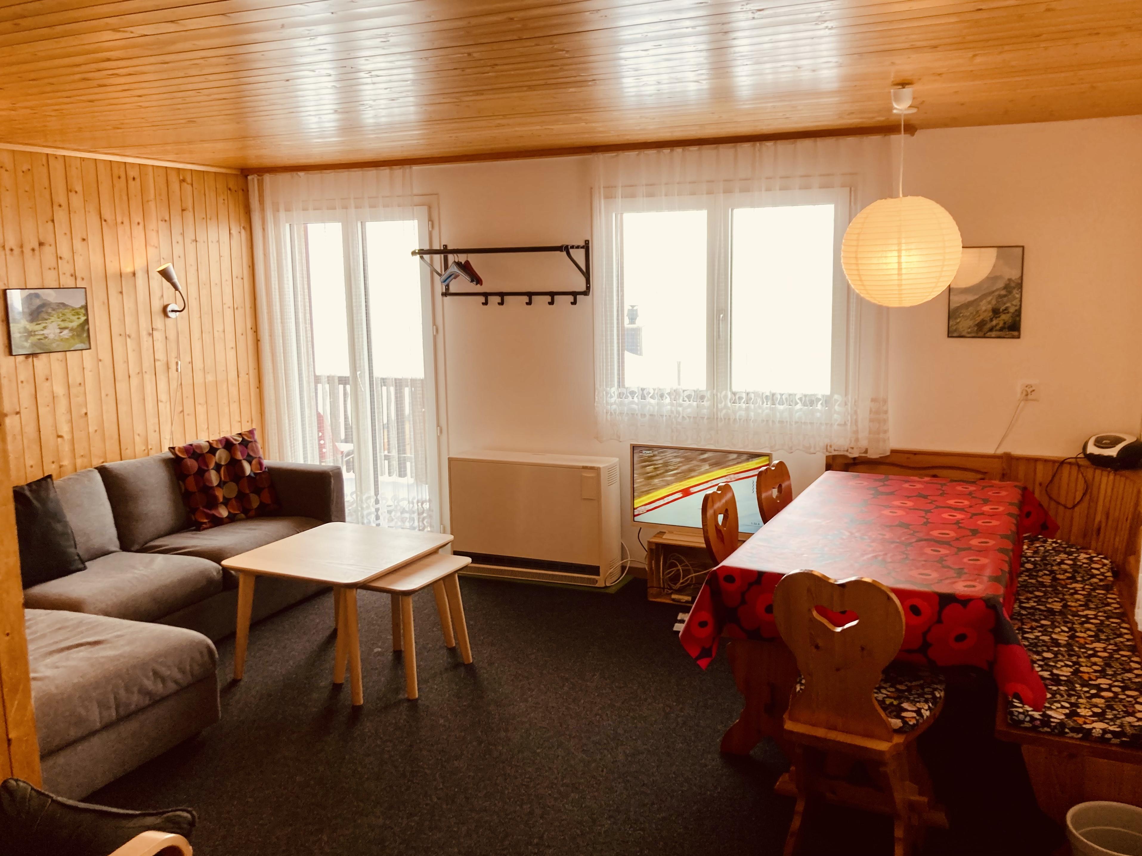 Wohn-/Esszimmer Wohn-/Esszimmer