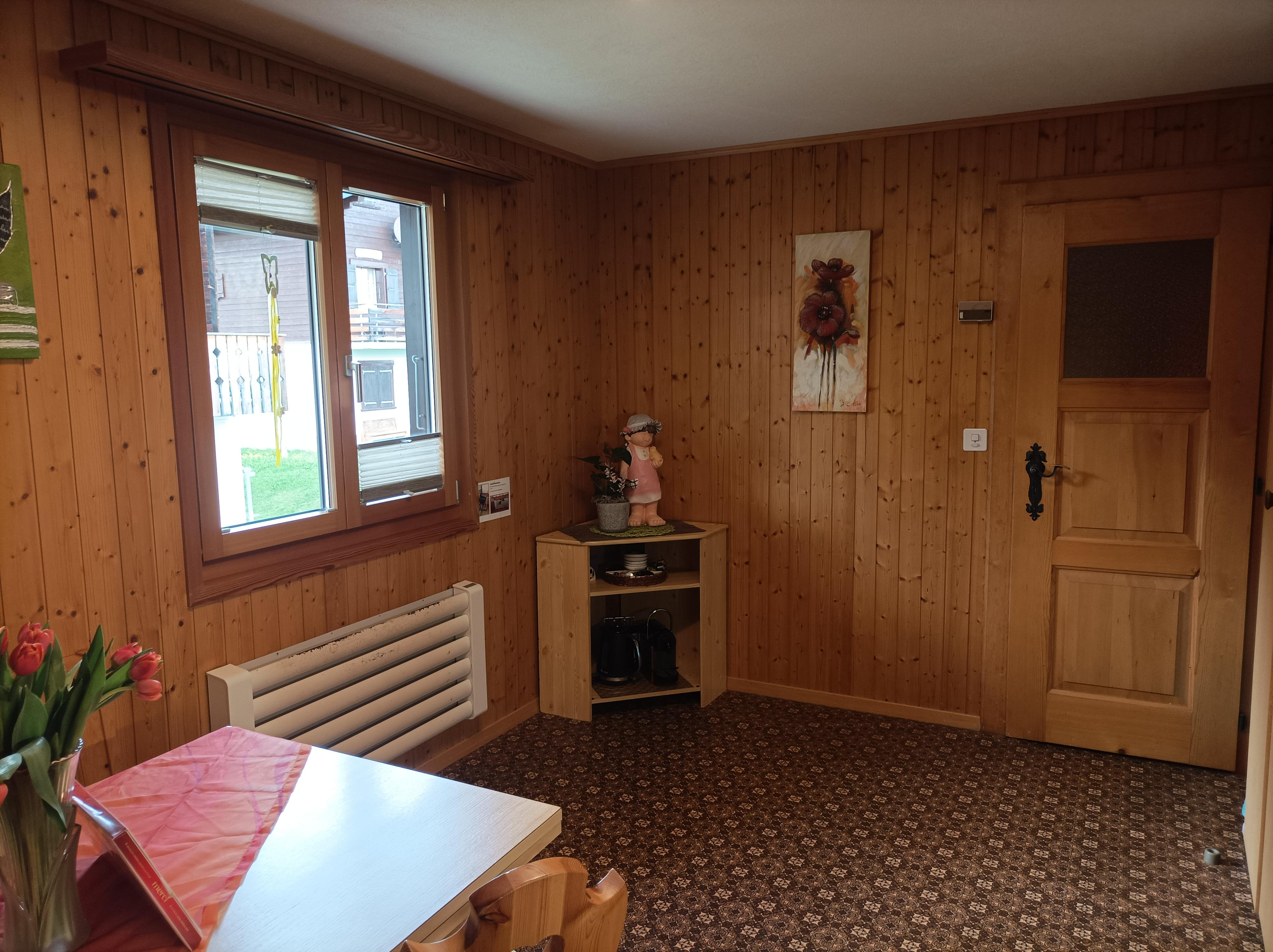 Küche mit Kaffeemaschine_20220515_142325 Küche mit Kaffeemaschine_20220515_142325