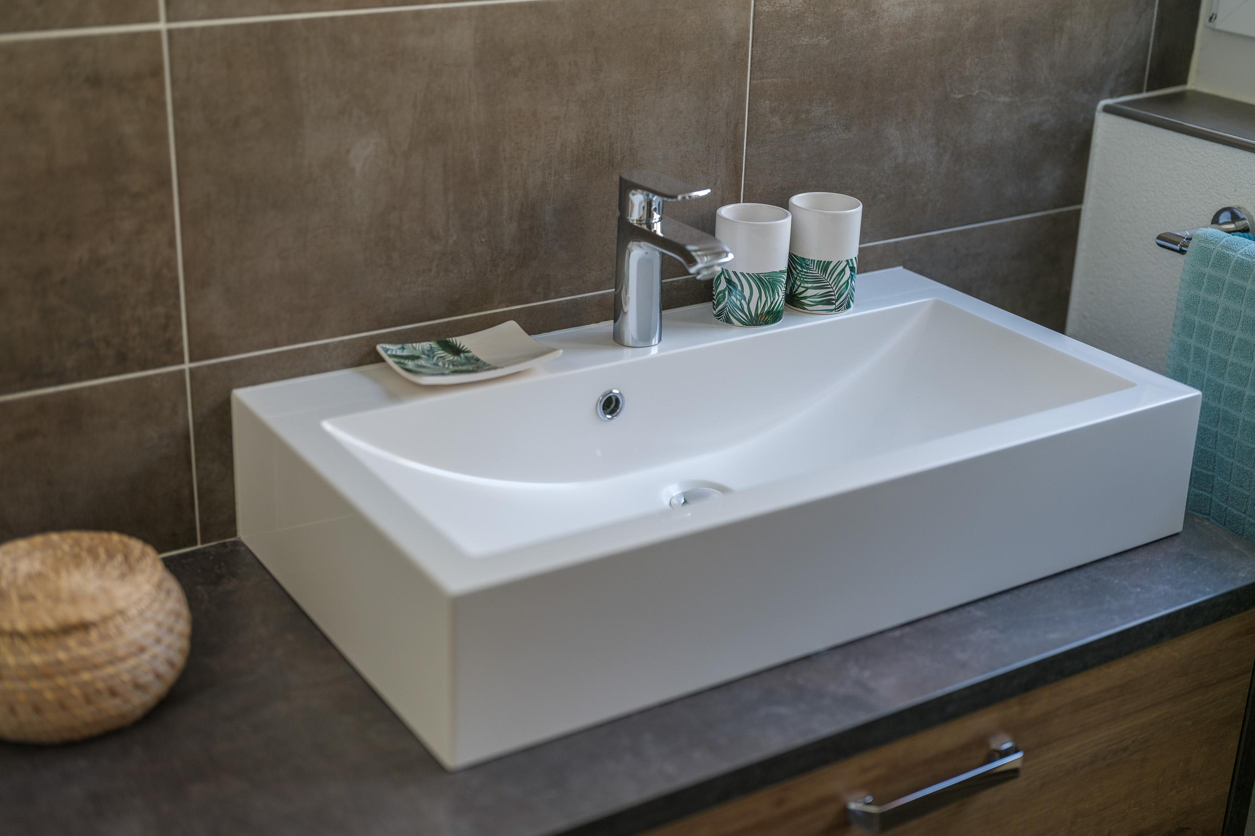 Alpen 5_dusche-WC_e Alpen 5_dusche-WC_e