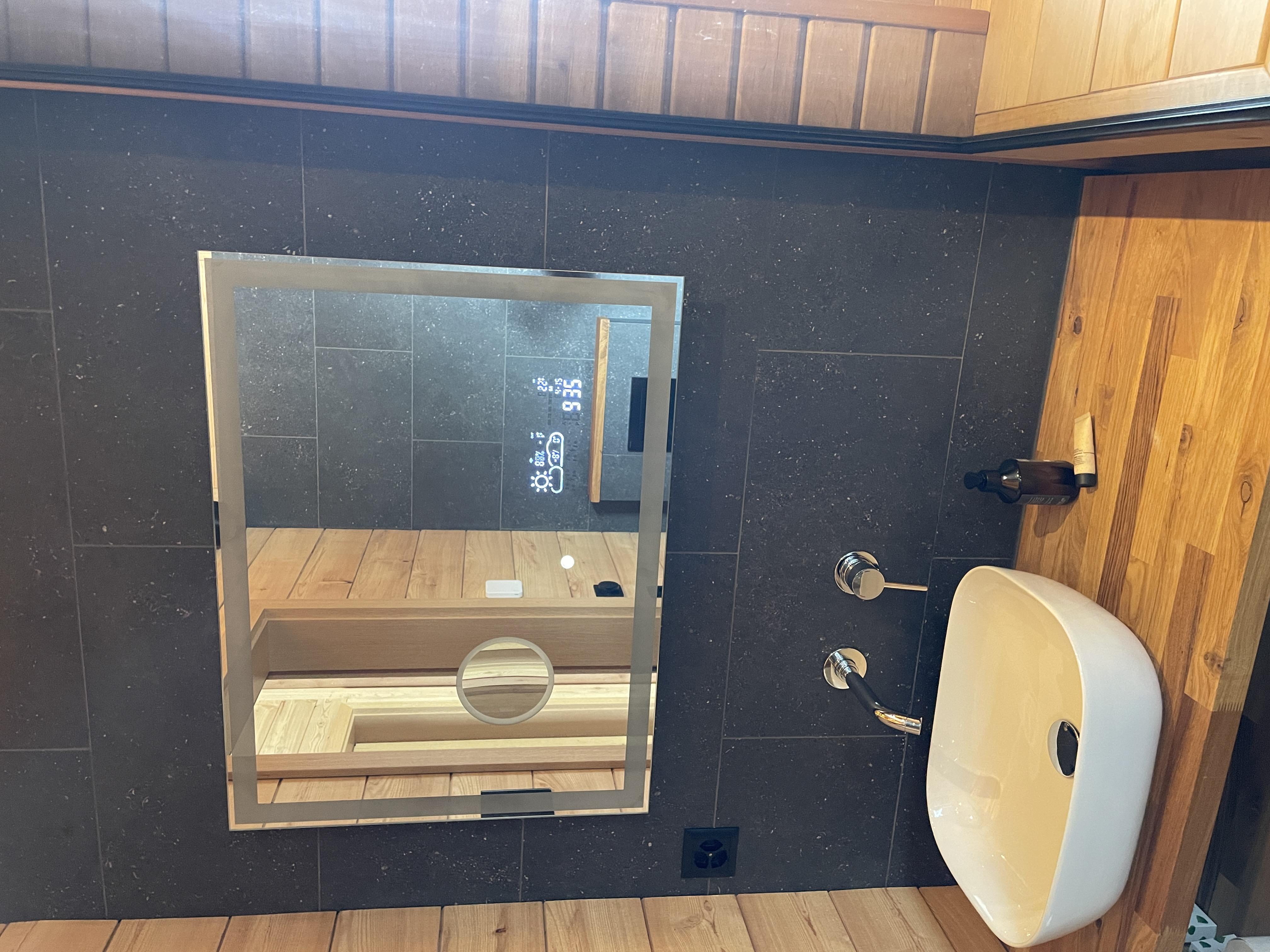 3rd Floor Bathroom IMG_7581 3rd Floor Bathroom IMG_7581