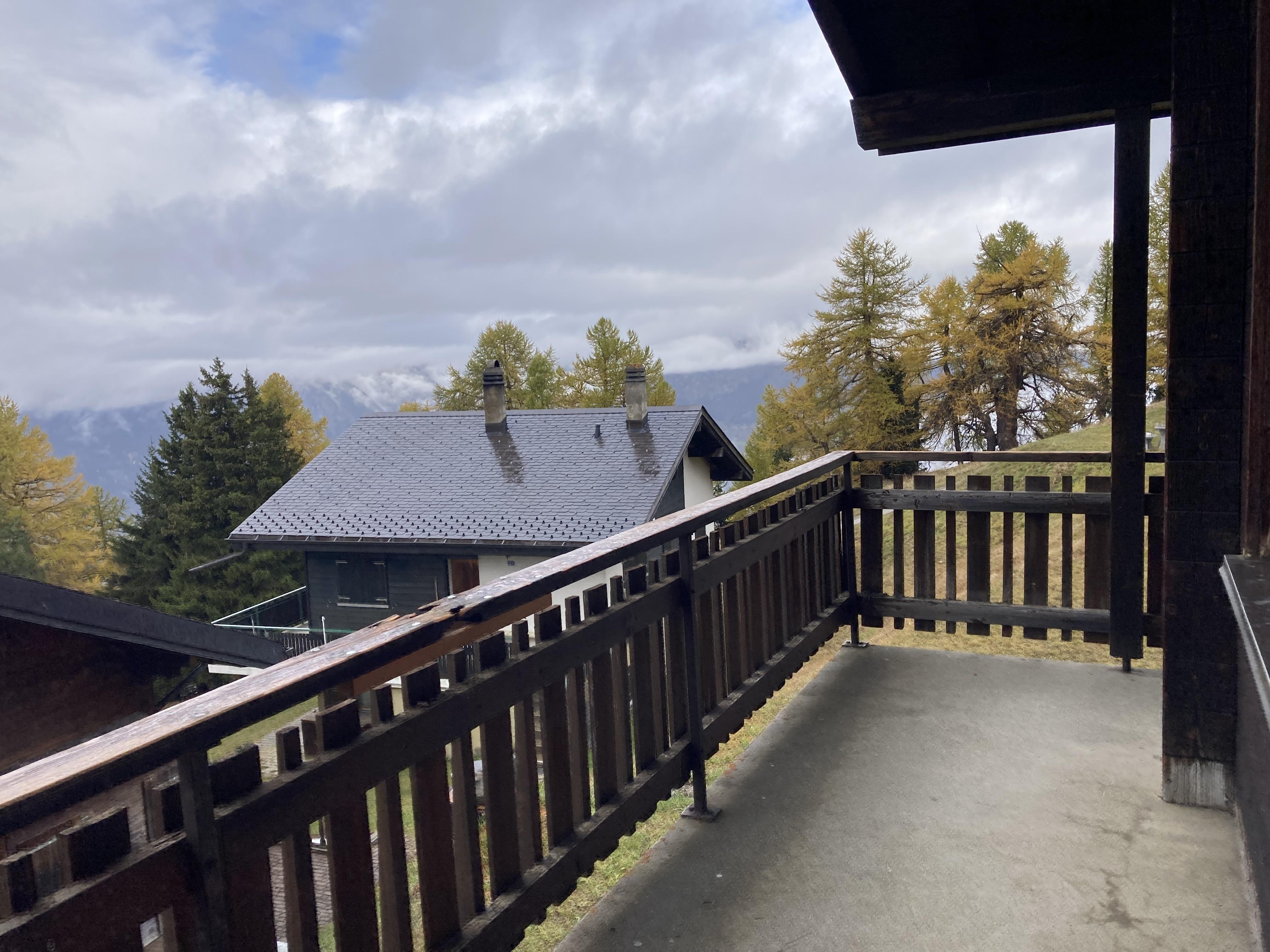 Balkon (1) Balkon (1)