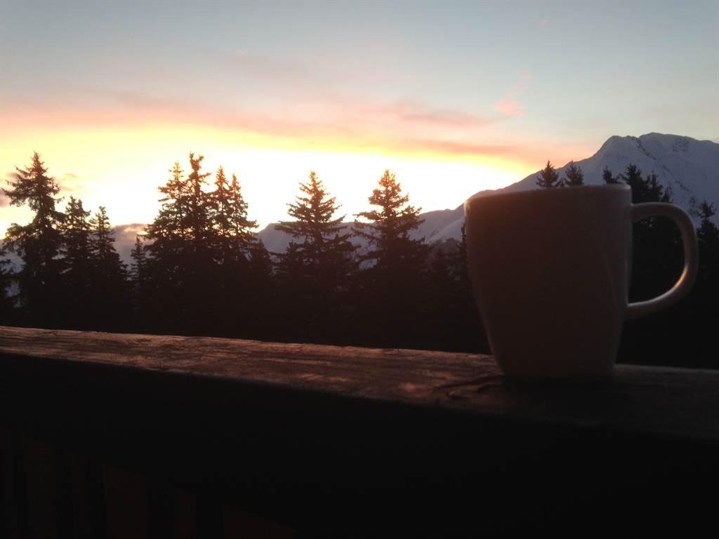 Sonnenaufgang Sommer  Spycherli Riederalp Sonnenaufgang Sommer  Spycherli Riederalp