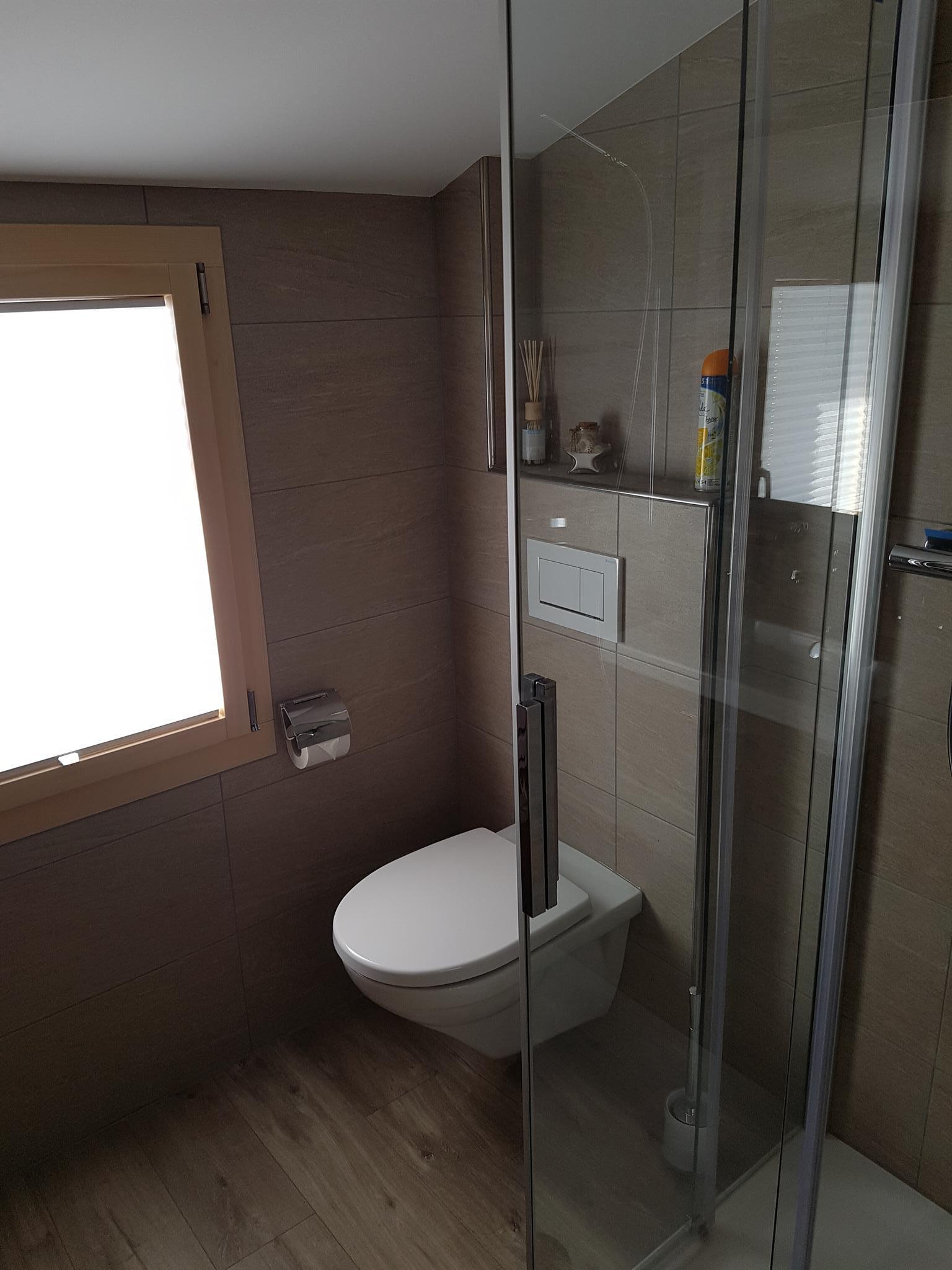 WC Douche Sonne1 WC Douche Sonne1