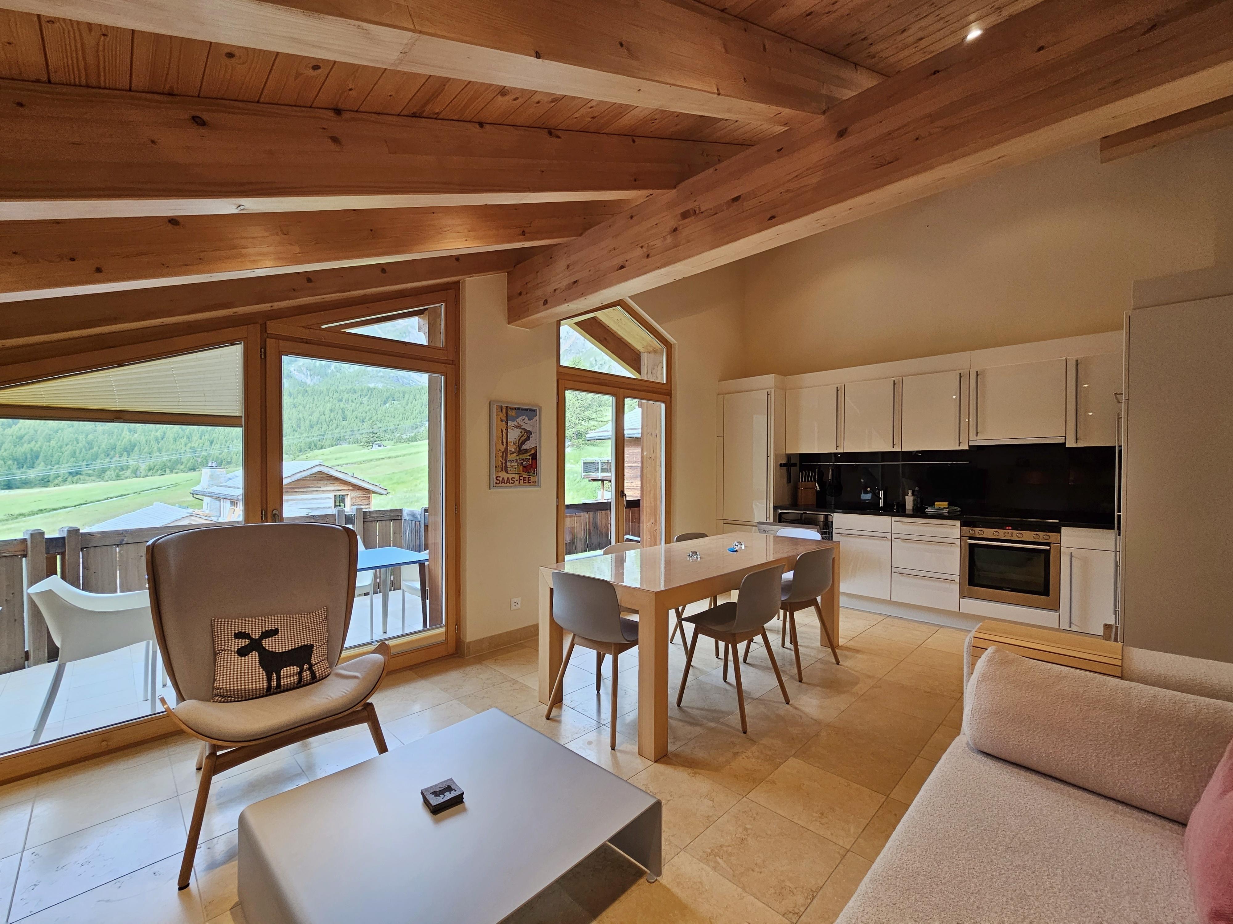 20230622_083459_edited 20230622_083459_edited