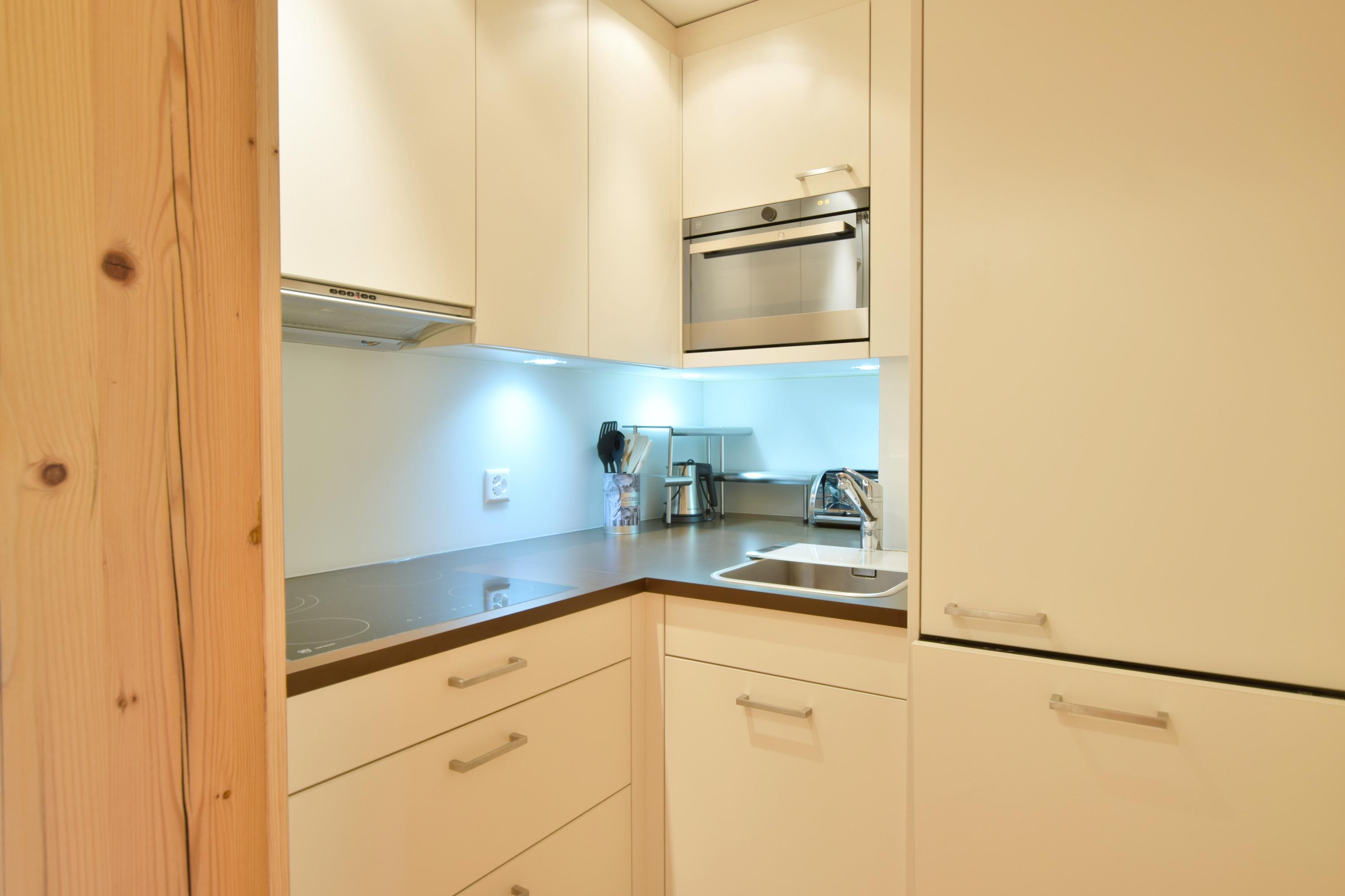 RoyalB26_16 RoyalB26_16