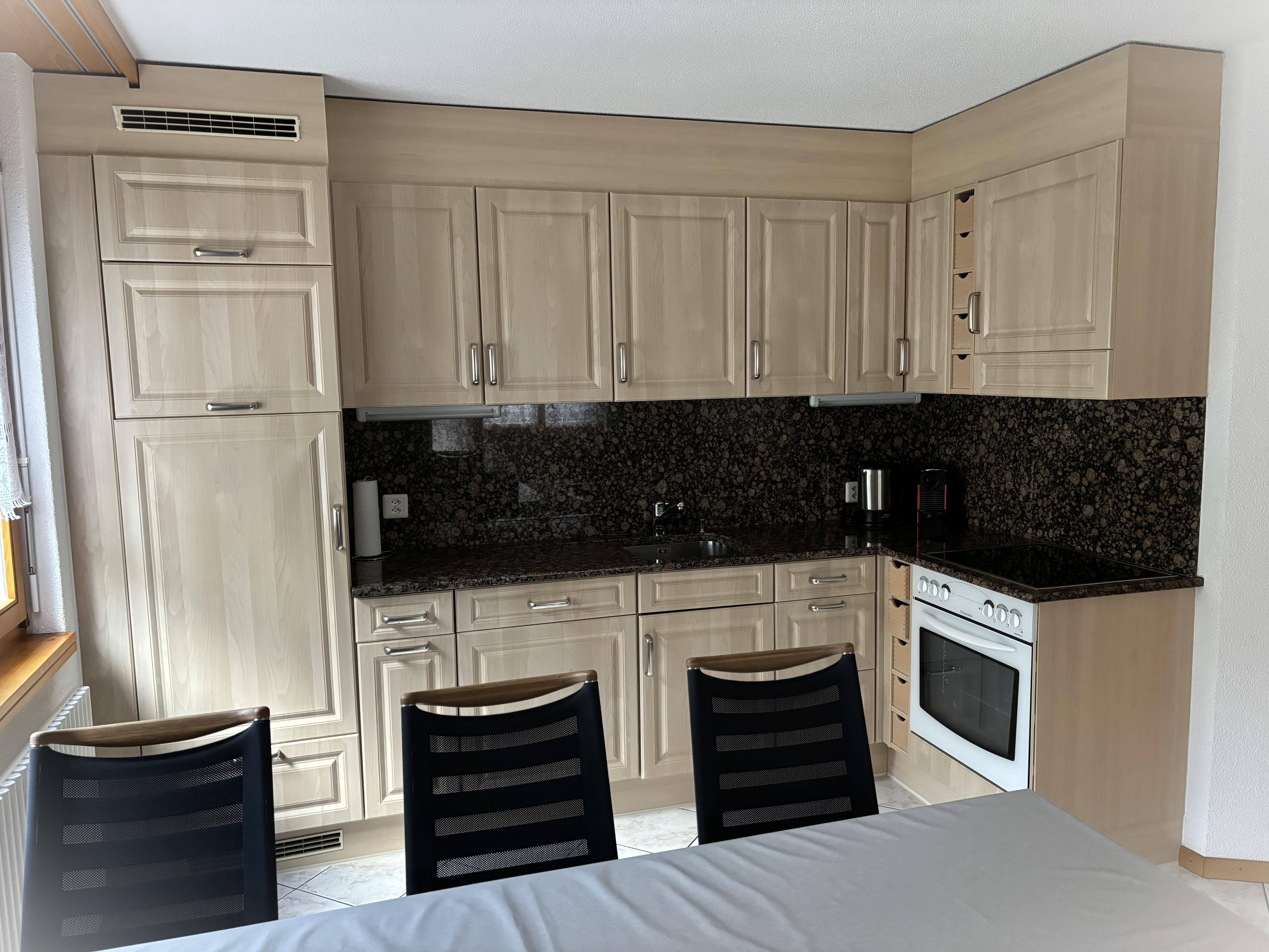 Darianne 21_küche-essen_a Darianne 21_küche-essen_a